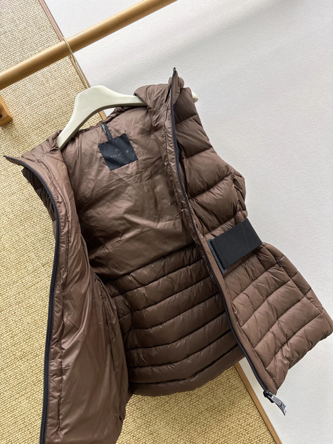 Women's Vests MONCLER 18108606