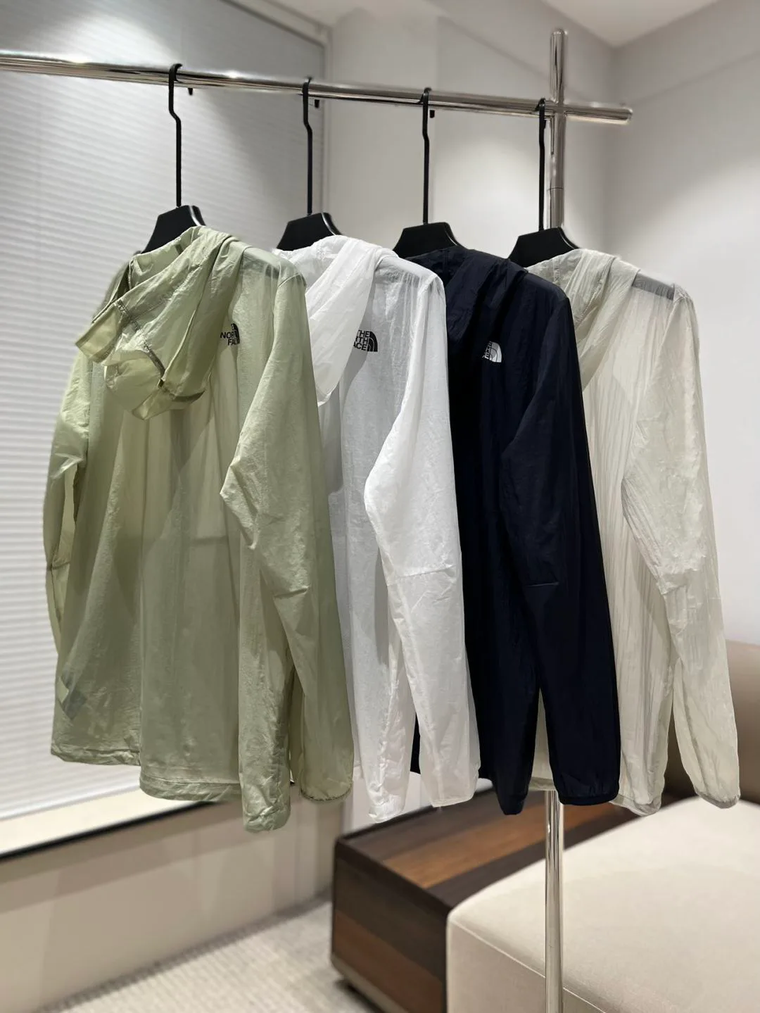 Women's Jackets And Down Jackets THE NORTH FACE 17235476