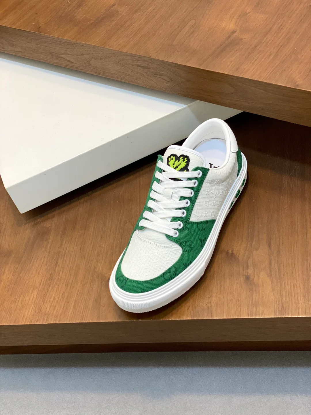 Men's Sneakers LOUIS VUITTON 17934206