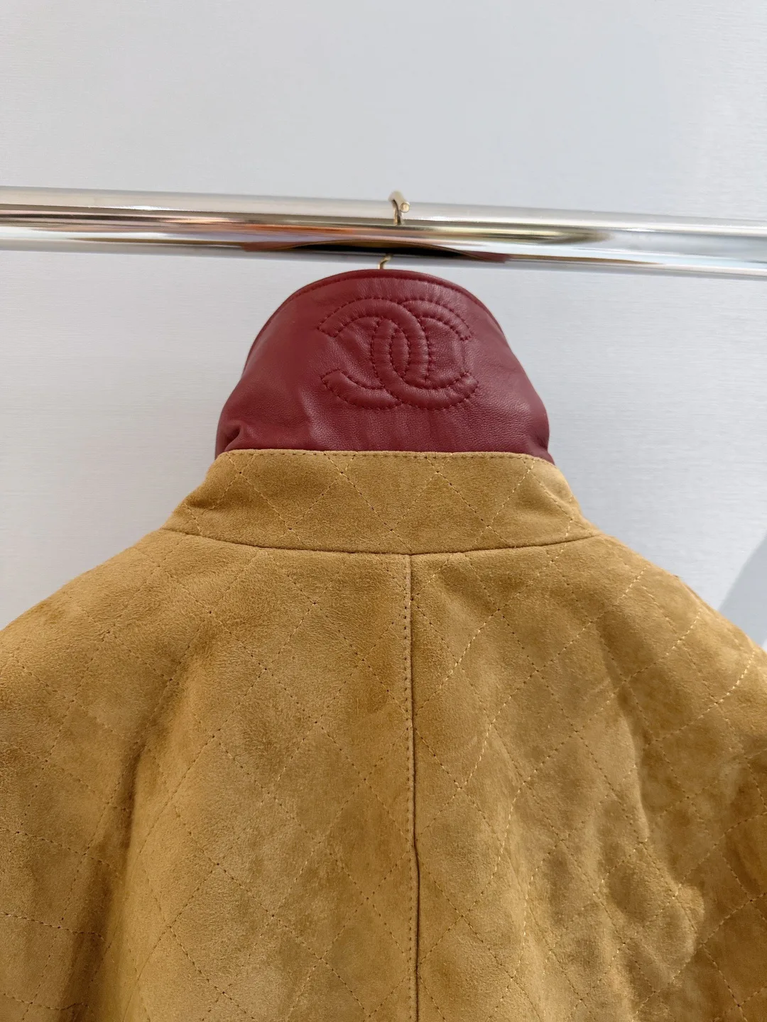 Women's Leather Jackets And Sheepskin Coats CHANEL 18336463