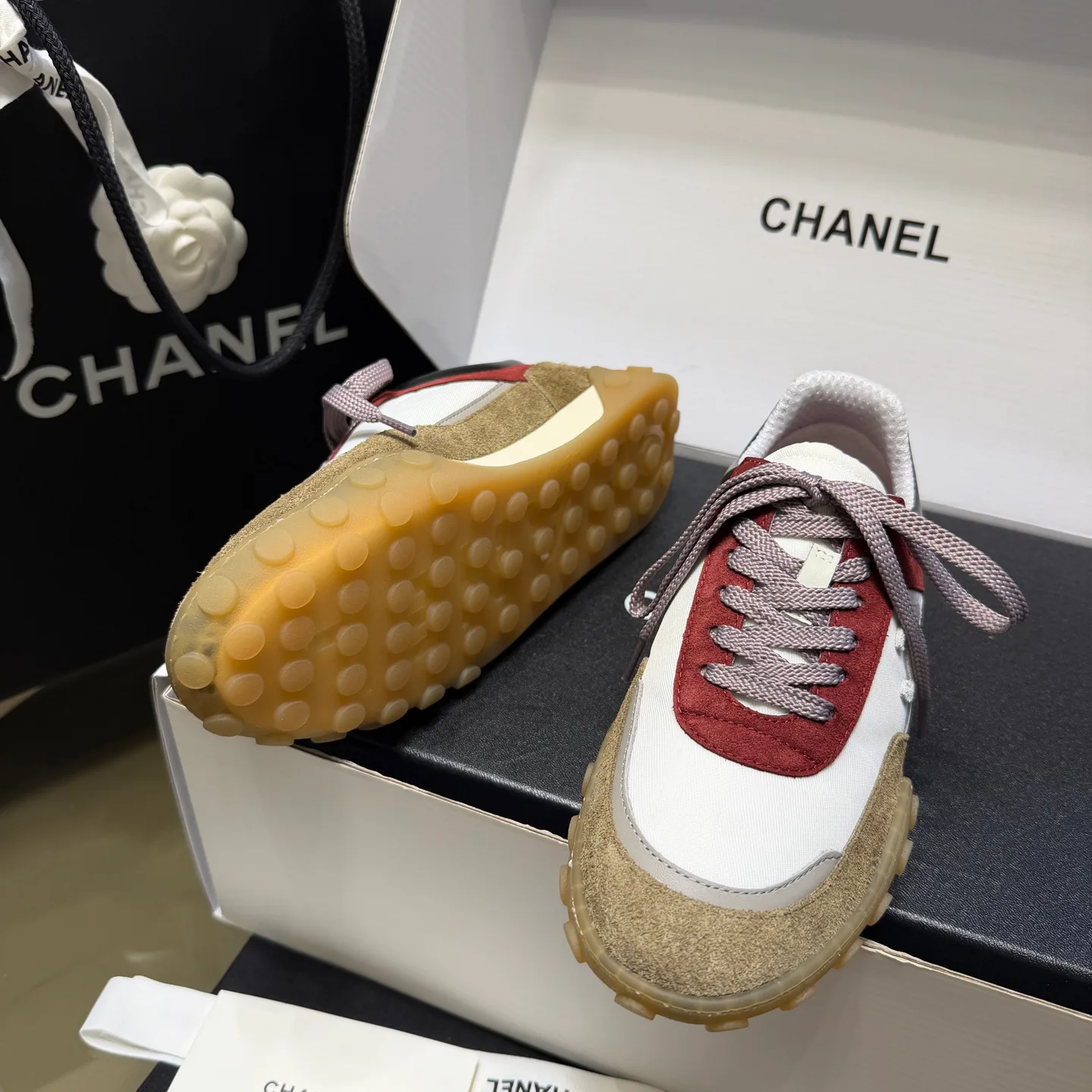 Women's Sneakers CHANEL 17877262