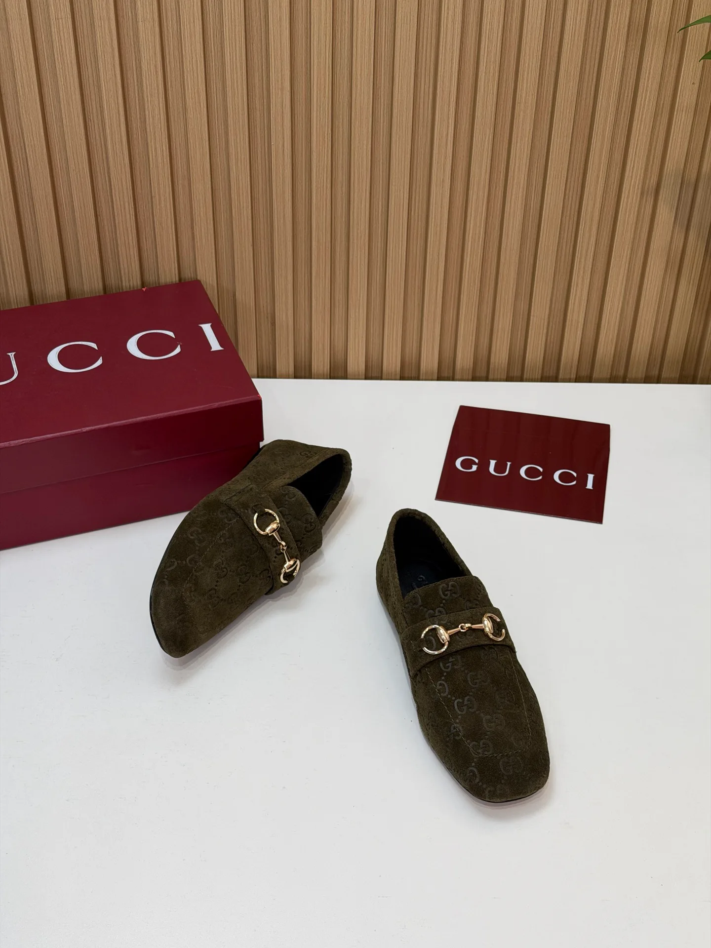 Women's Loafers And Moccasins GUCCI 18083809
