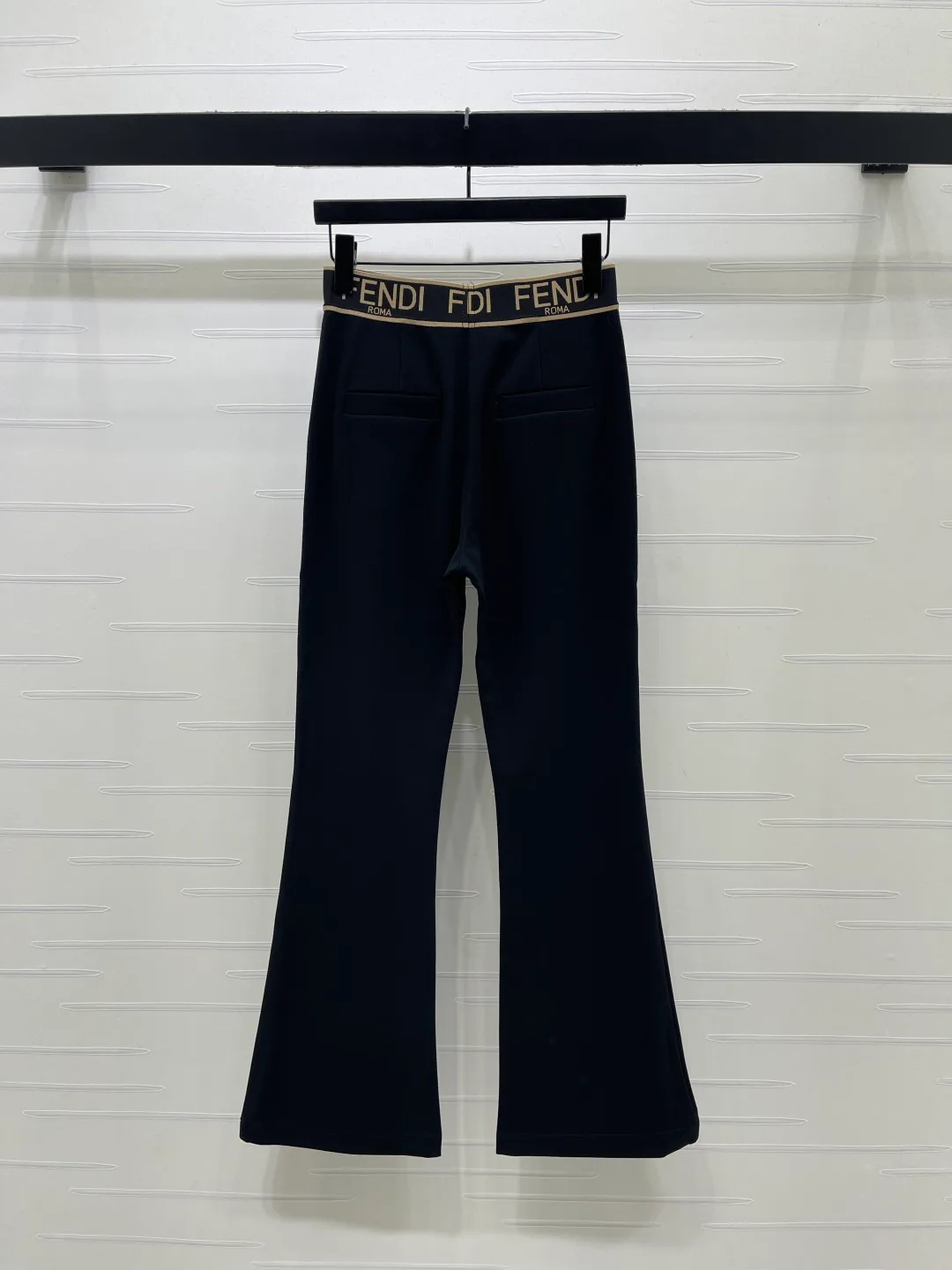 Women's Trousers FENDI 17797767
