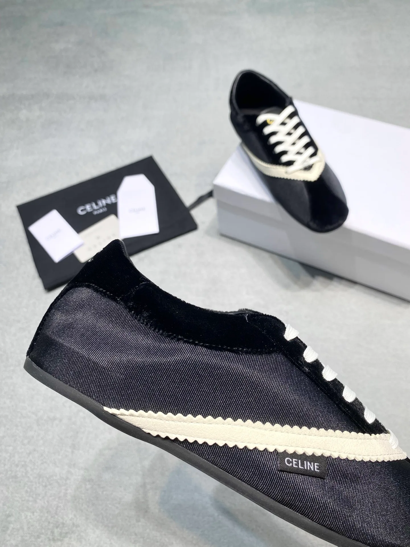 Women's Sneakers CELINE 17433734