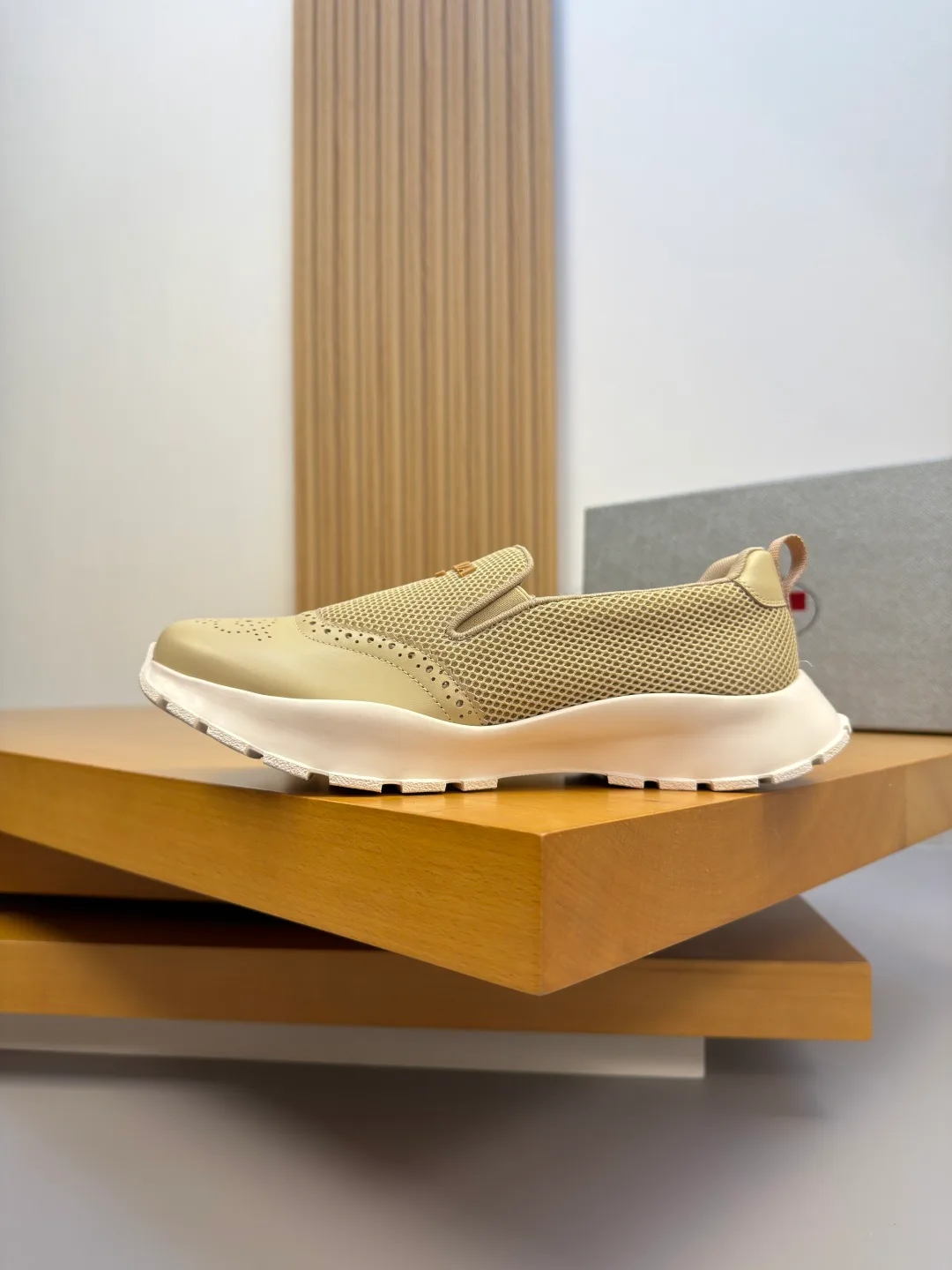 Men's Sneakers PRADA 17368534