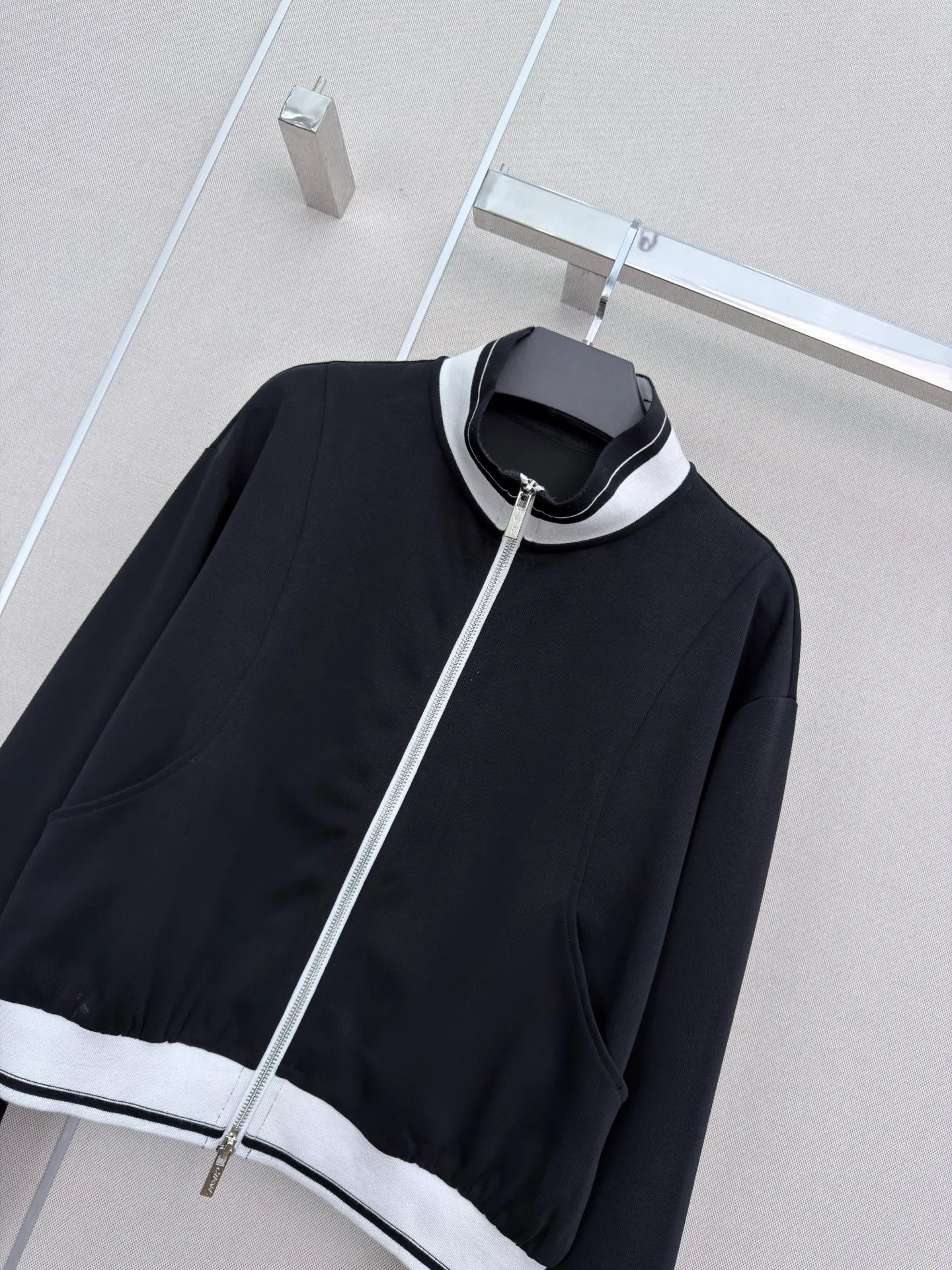 Women's Tracksuits CHANEL 18094331