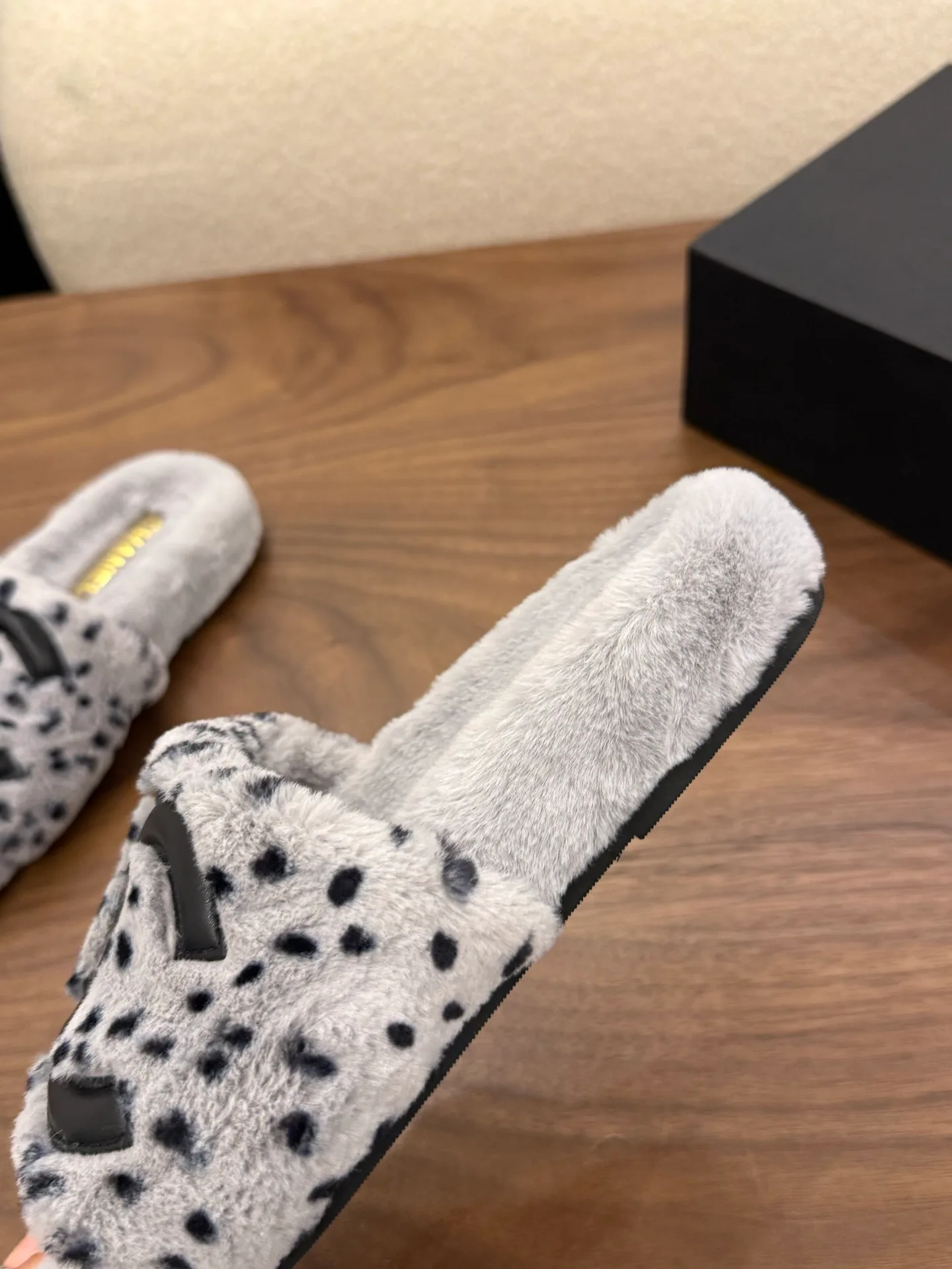Women's Slippers CHANEL 18223618