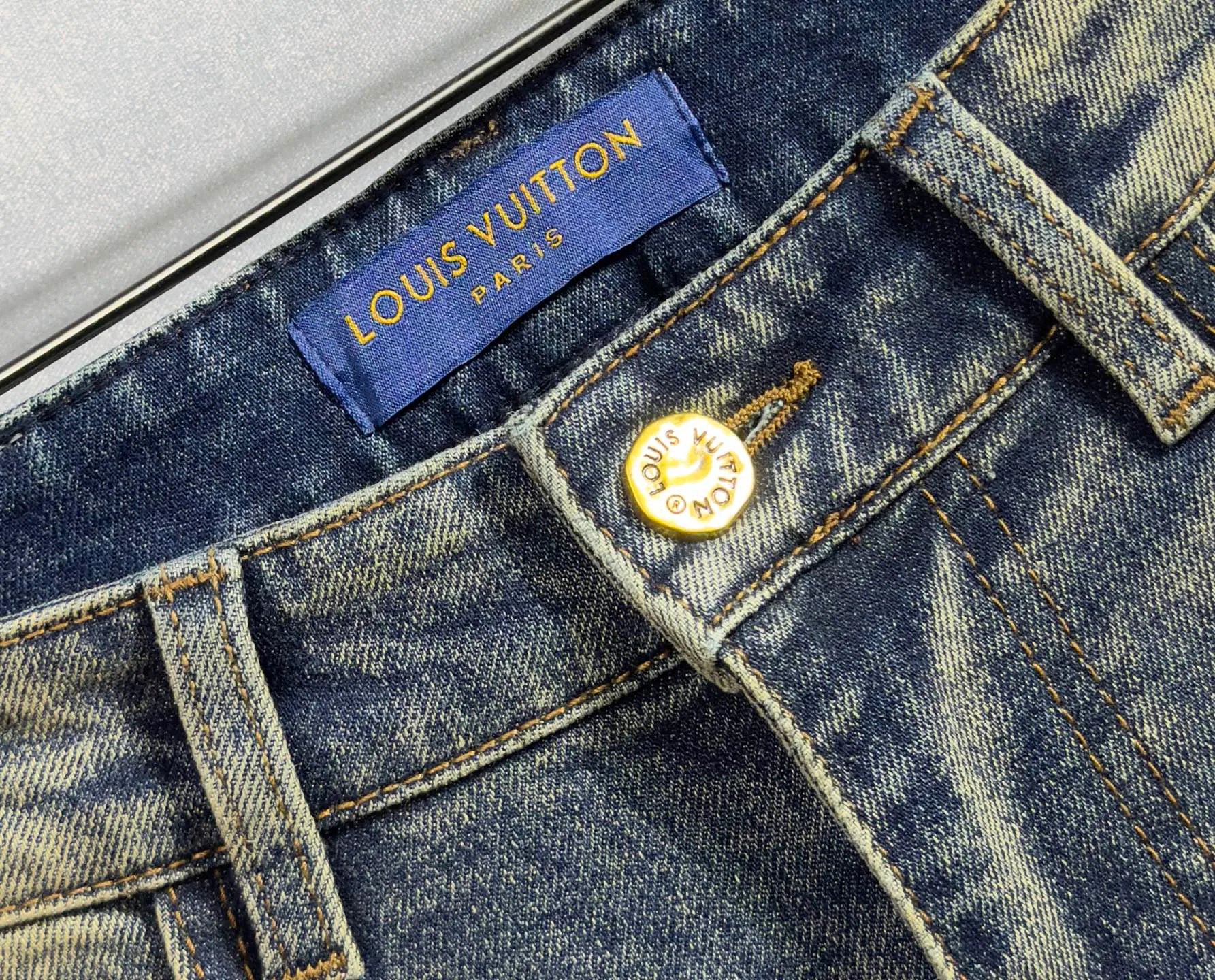 Men's Jeans LOUIS VUITTON 18098352