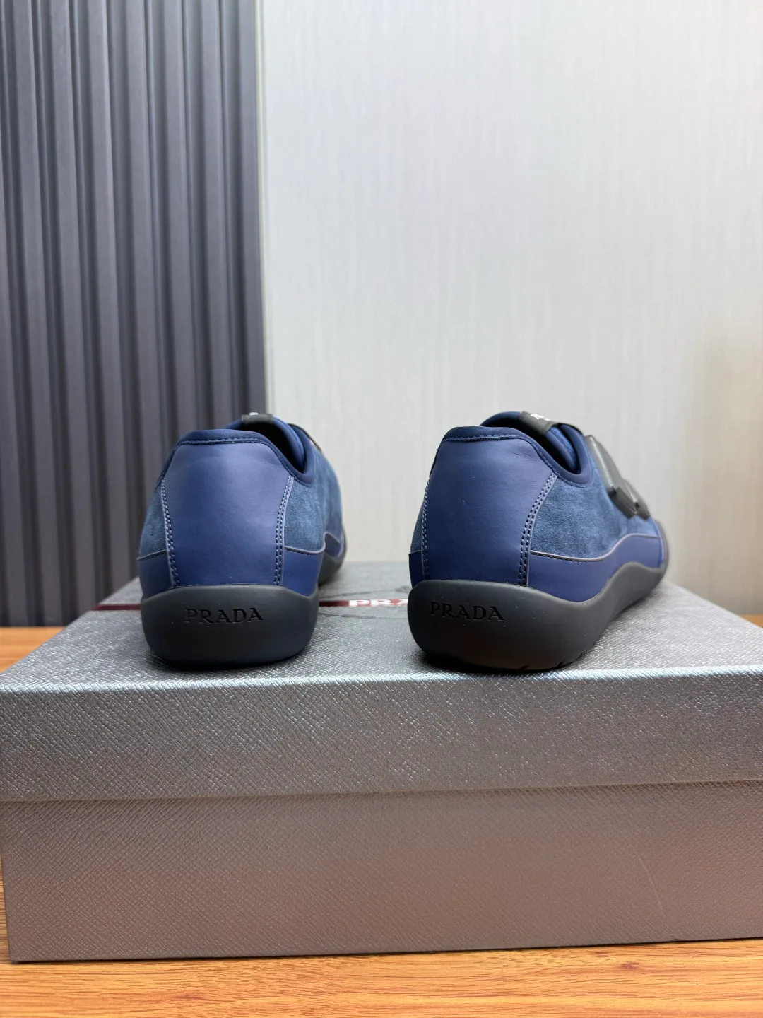 Men's Sneakers PRADA 17814120