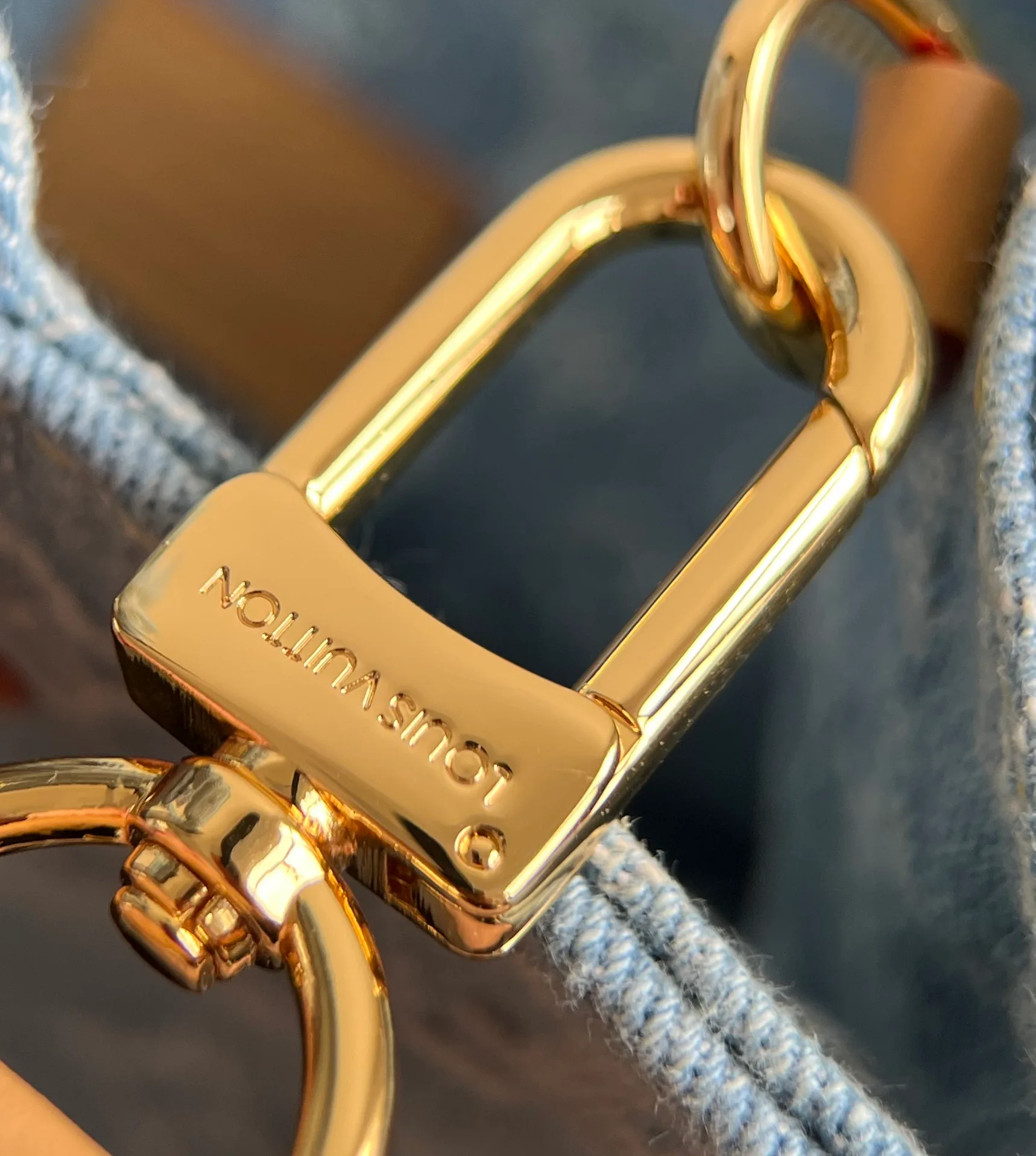 Women's Classic Handbags LOUIS VUITTON 18376495