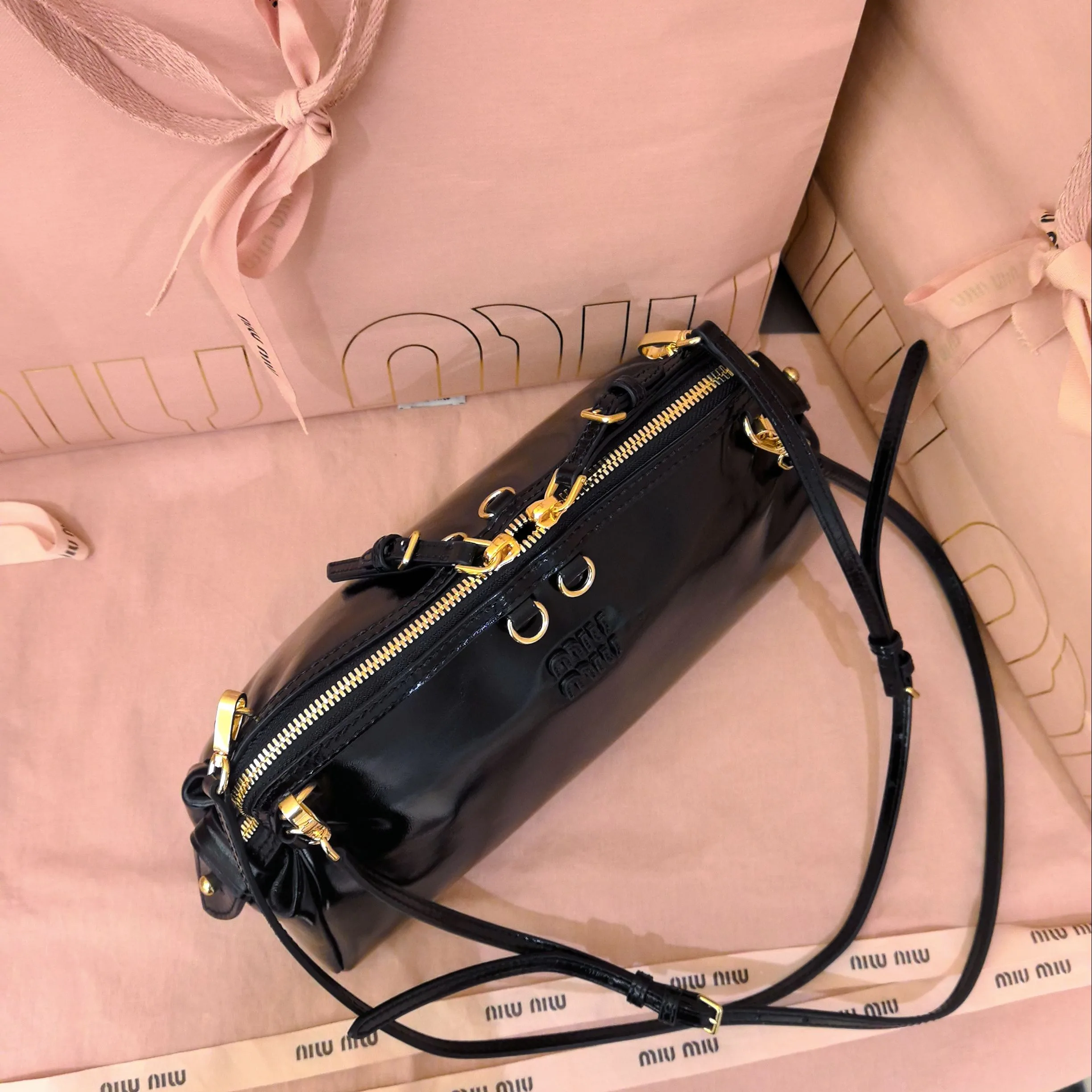 Классические Сумки Женские Miu Miu 18602503