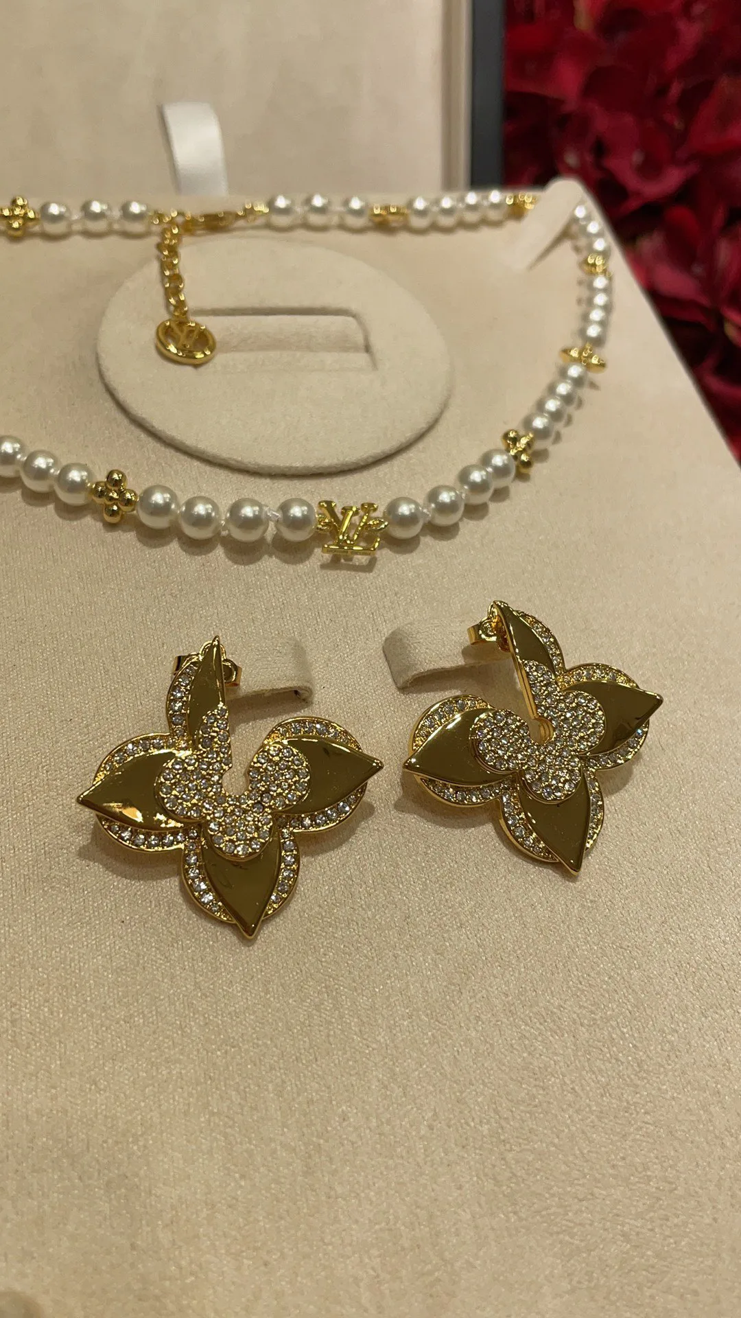 Jewelry LOUIS VUITTON 17819349