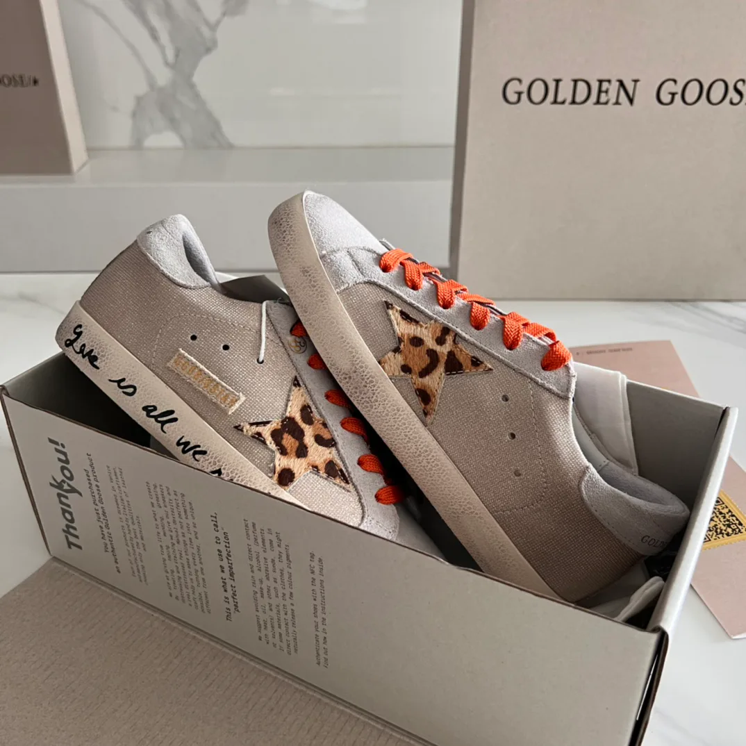 Women's Sneakers GOLDEN GOOSE 16995661