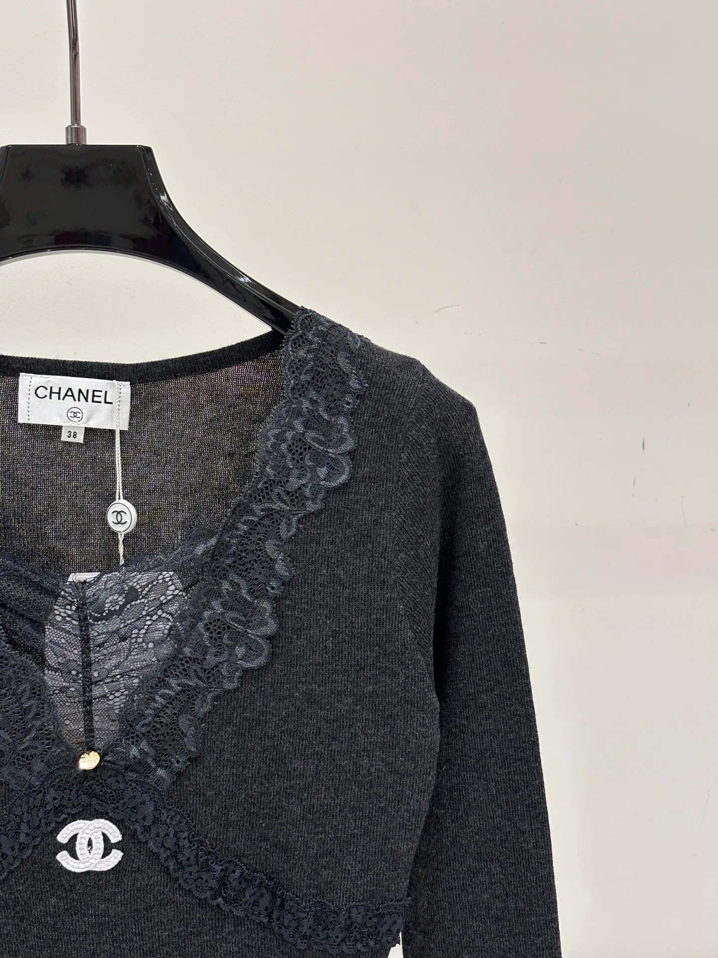 Women's Jumpers And Sweaters CHANEL 18138178