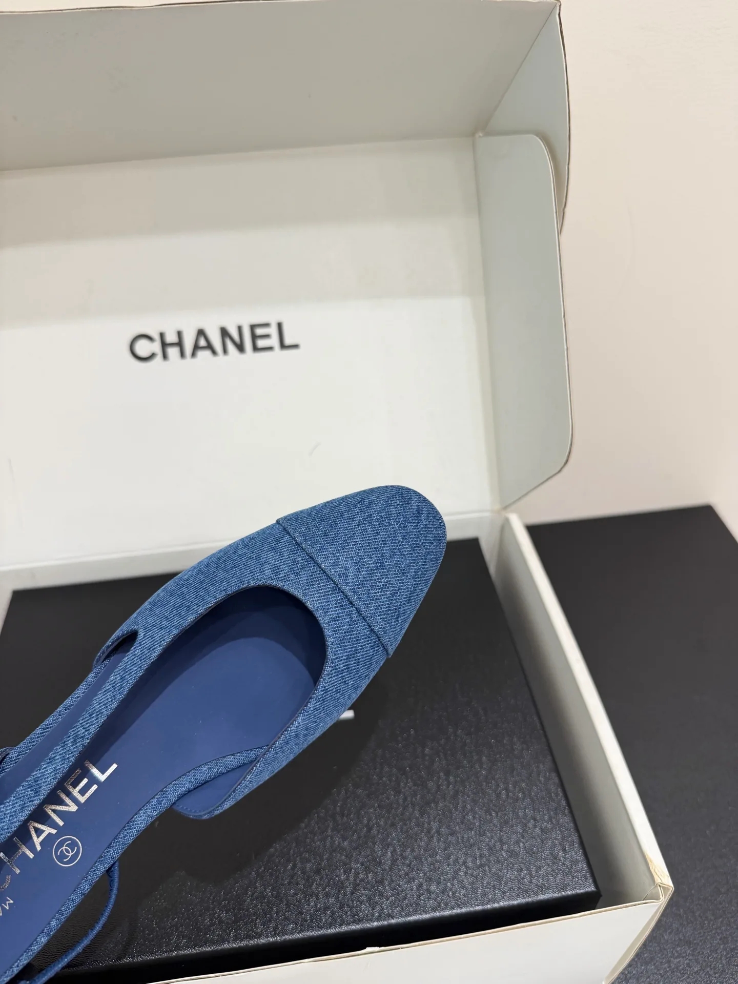 Women's Open-Toe Sandals CHANEL 18080094