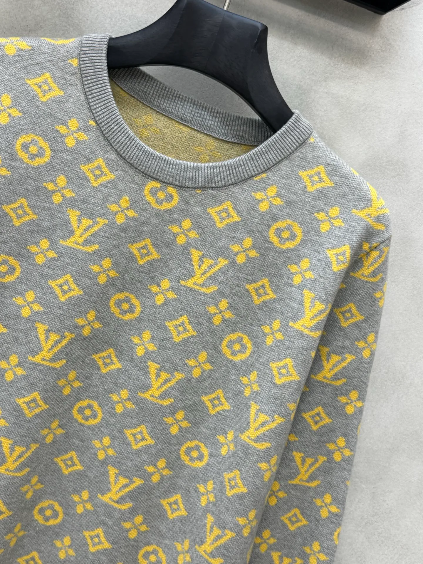 Women's Jumpers And Sweaters LOUIS VUITTON 18186042