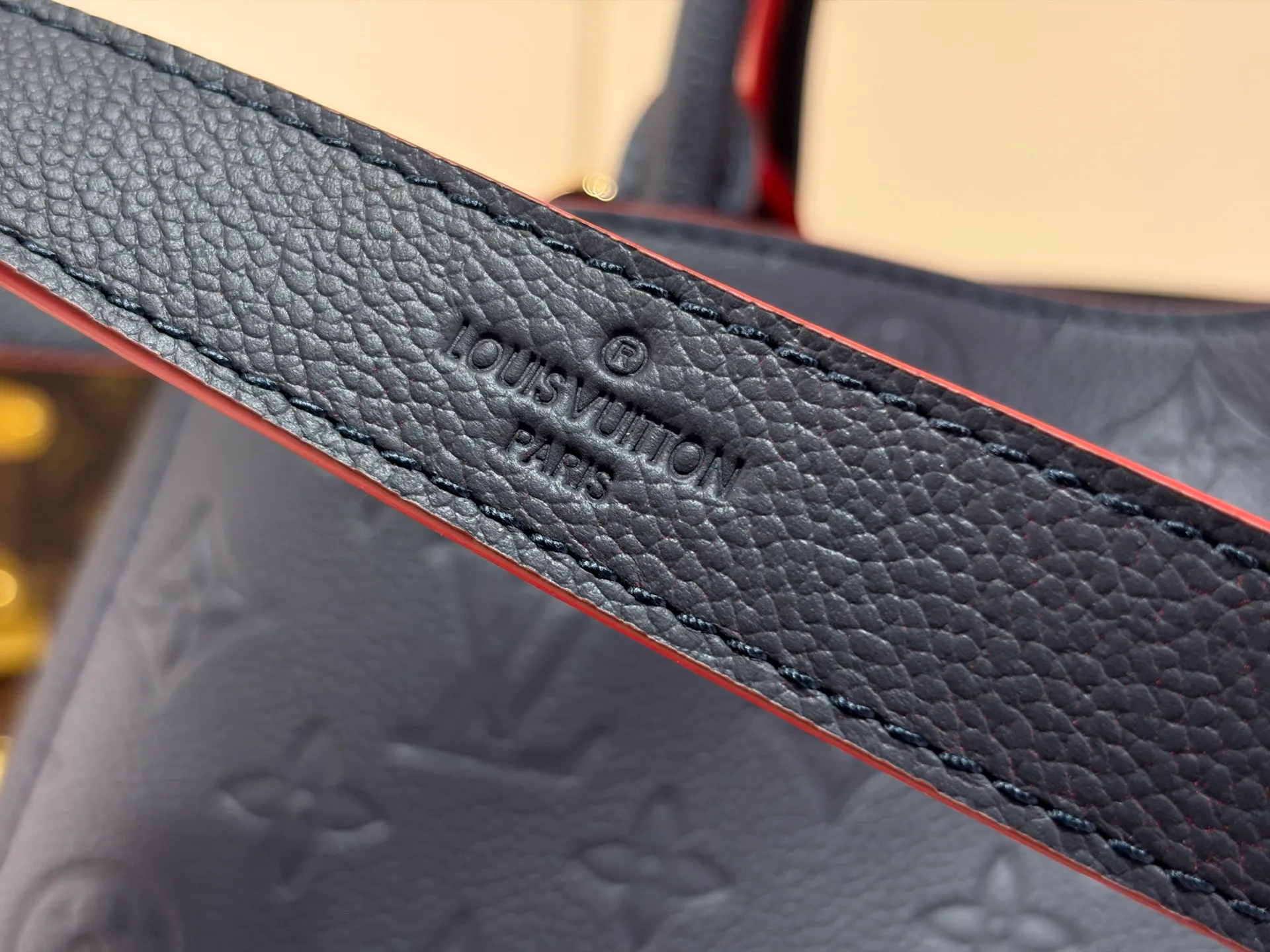 Women's Classic Handbags LOUIS VUITTON 18240329