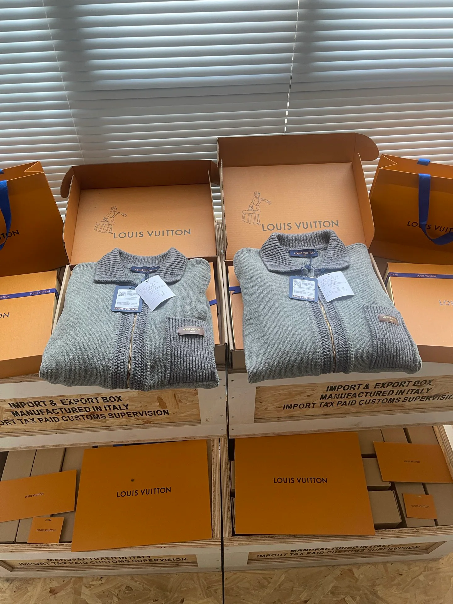 Men's Jumpers And Sweaters LOUIS VUITTON 18414066