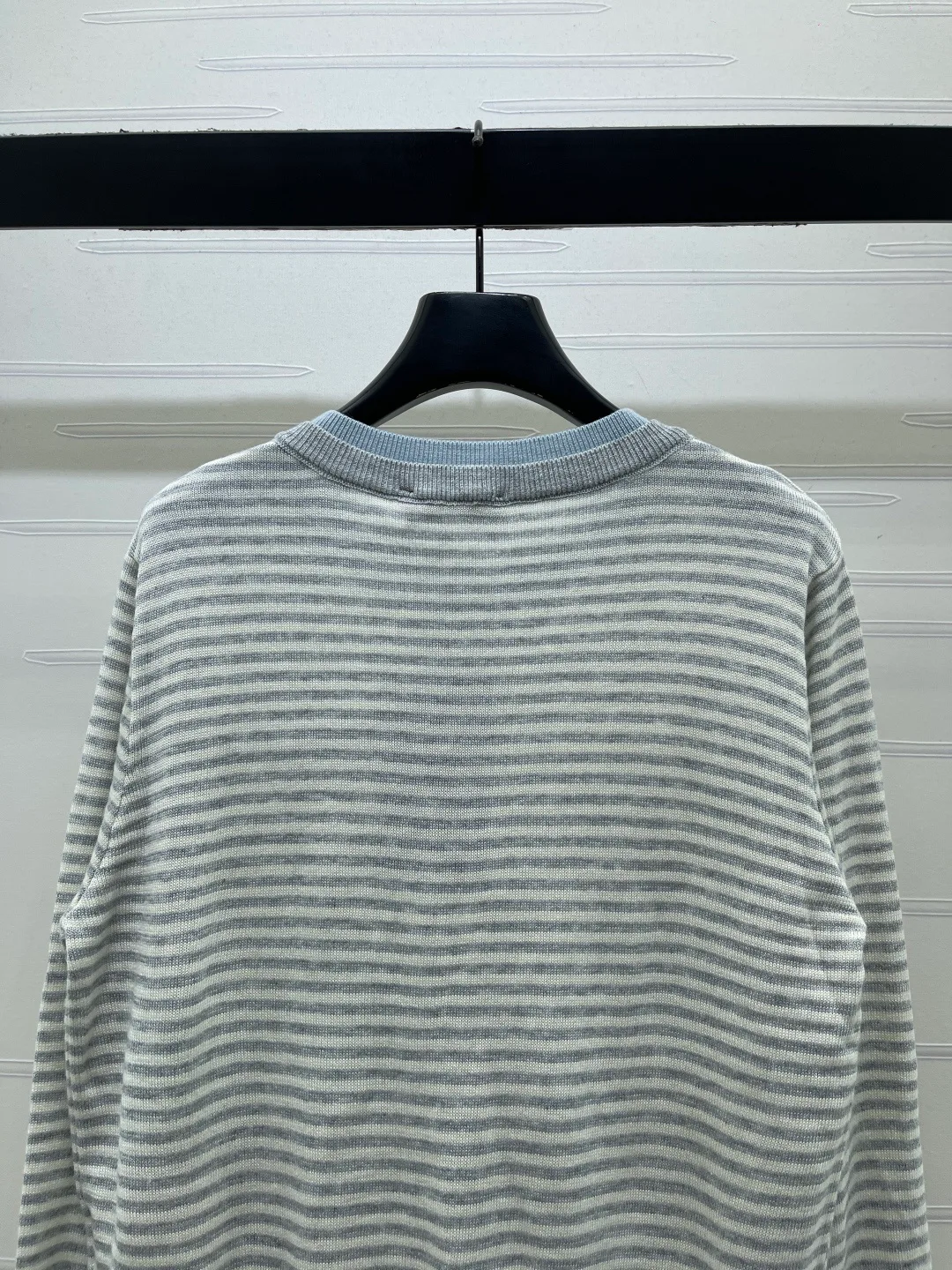 Women's Jumpers And Sweaters GUCCI 17737737