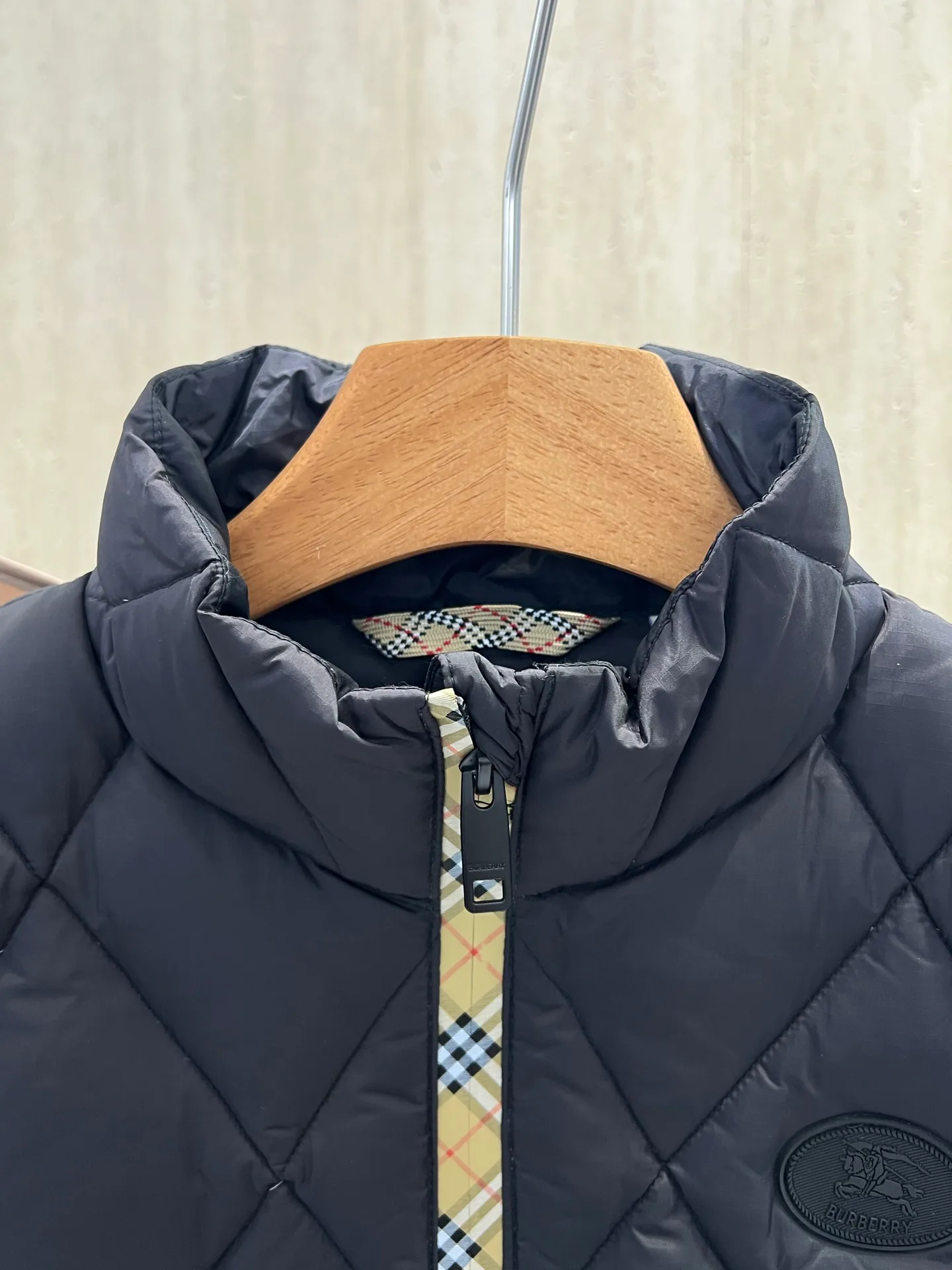 Men's Vests BURBERRY 18231676