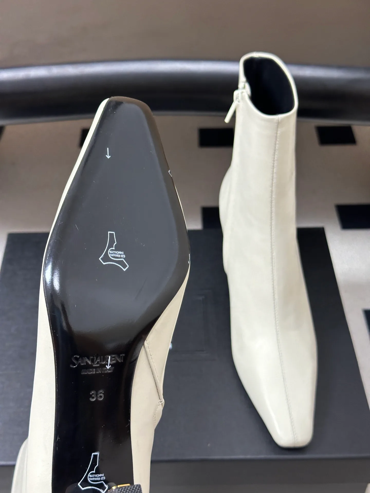 Women's Booties SAINT LAURENT 18492621