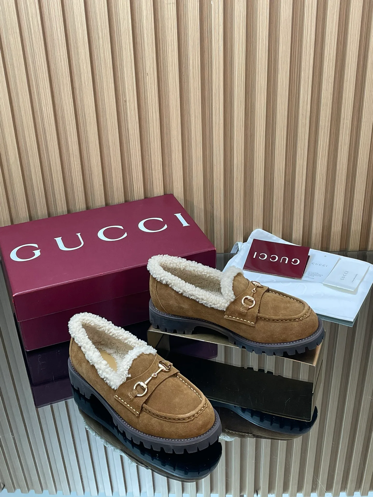 Women's Loafers And Moccasins GUCCI 18187056