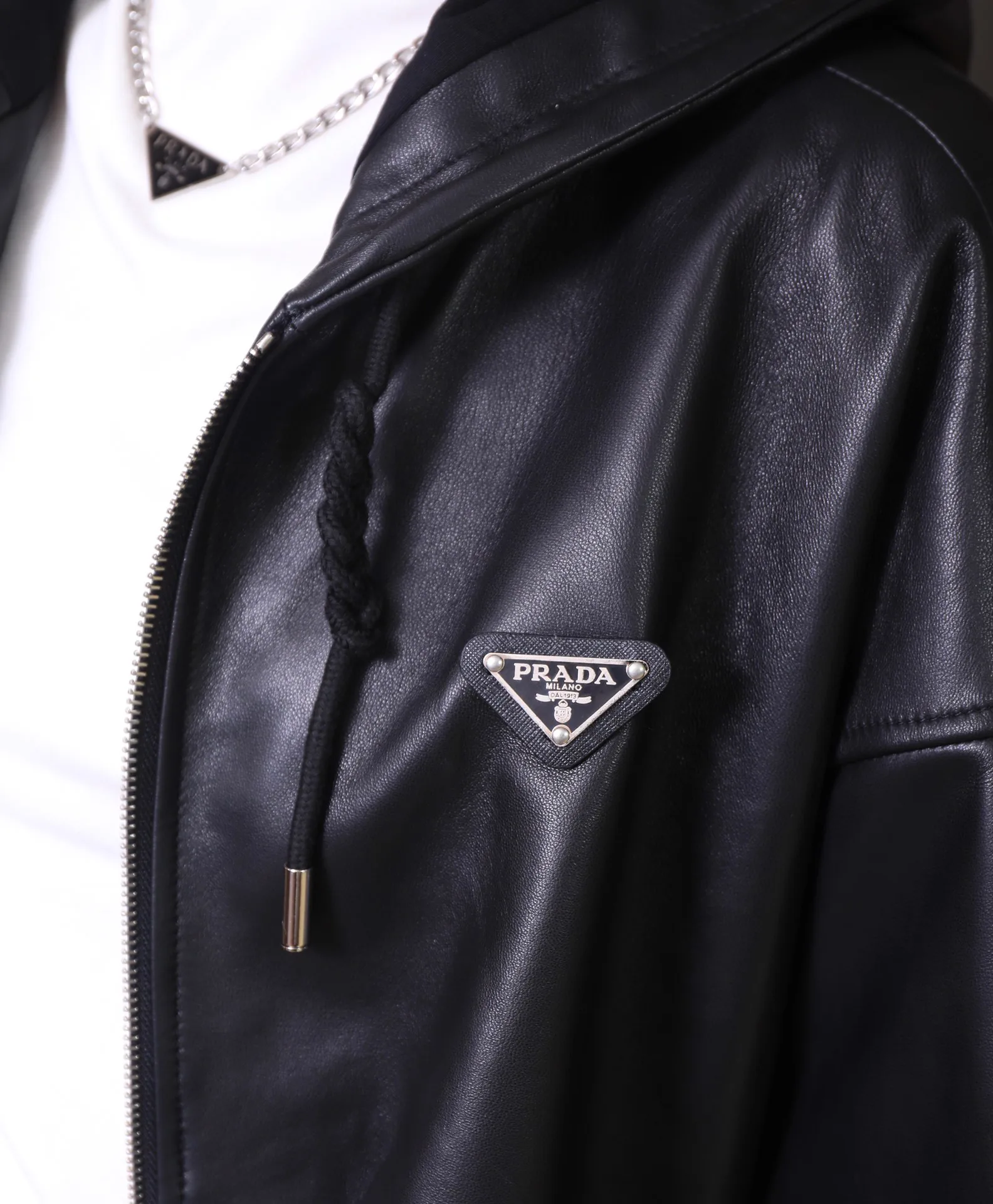 Women's Leather Jackets And Sheepskin Coats PRADA 17936261
