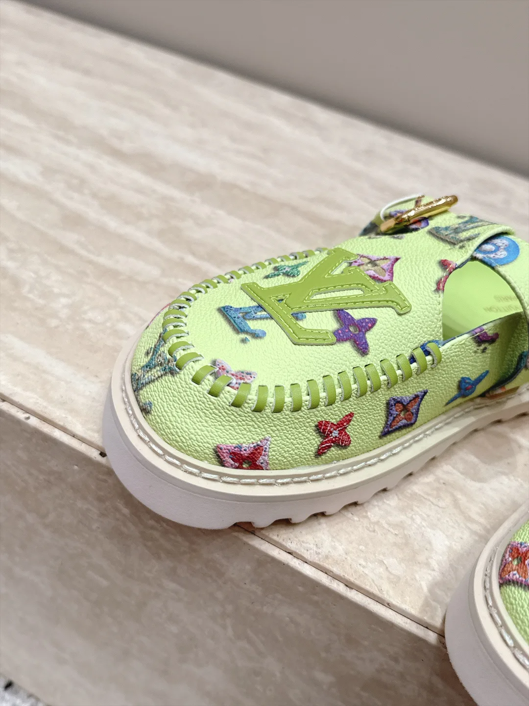 Women's Mules And Clogs LOUIS VUITTON 18198376