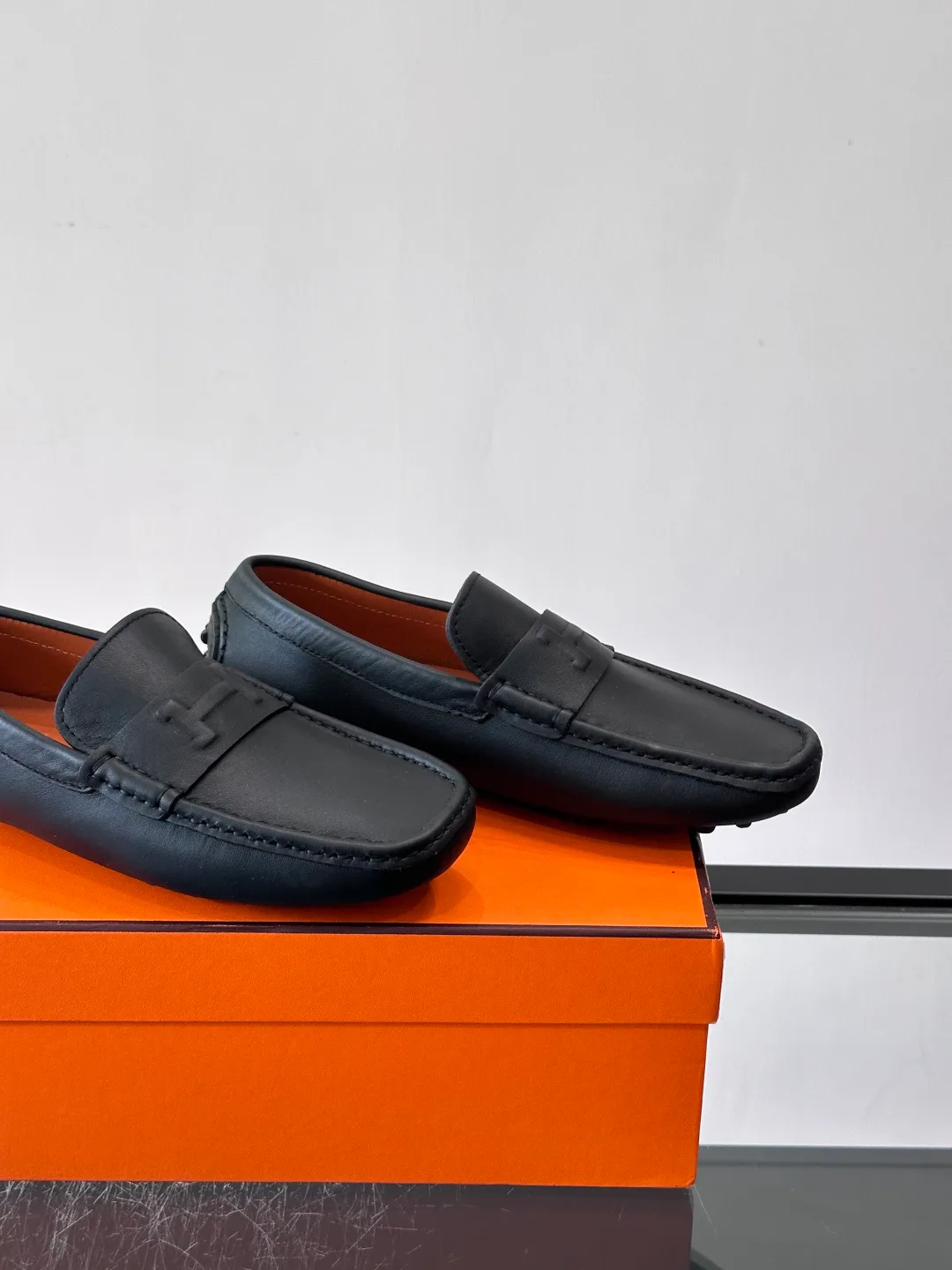 Men's Loafers And Dress Shoes HERMES 18102670