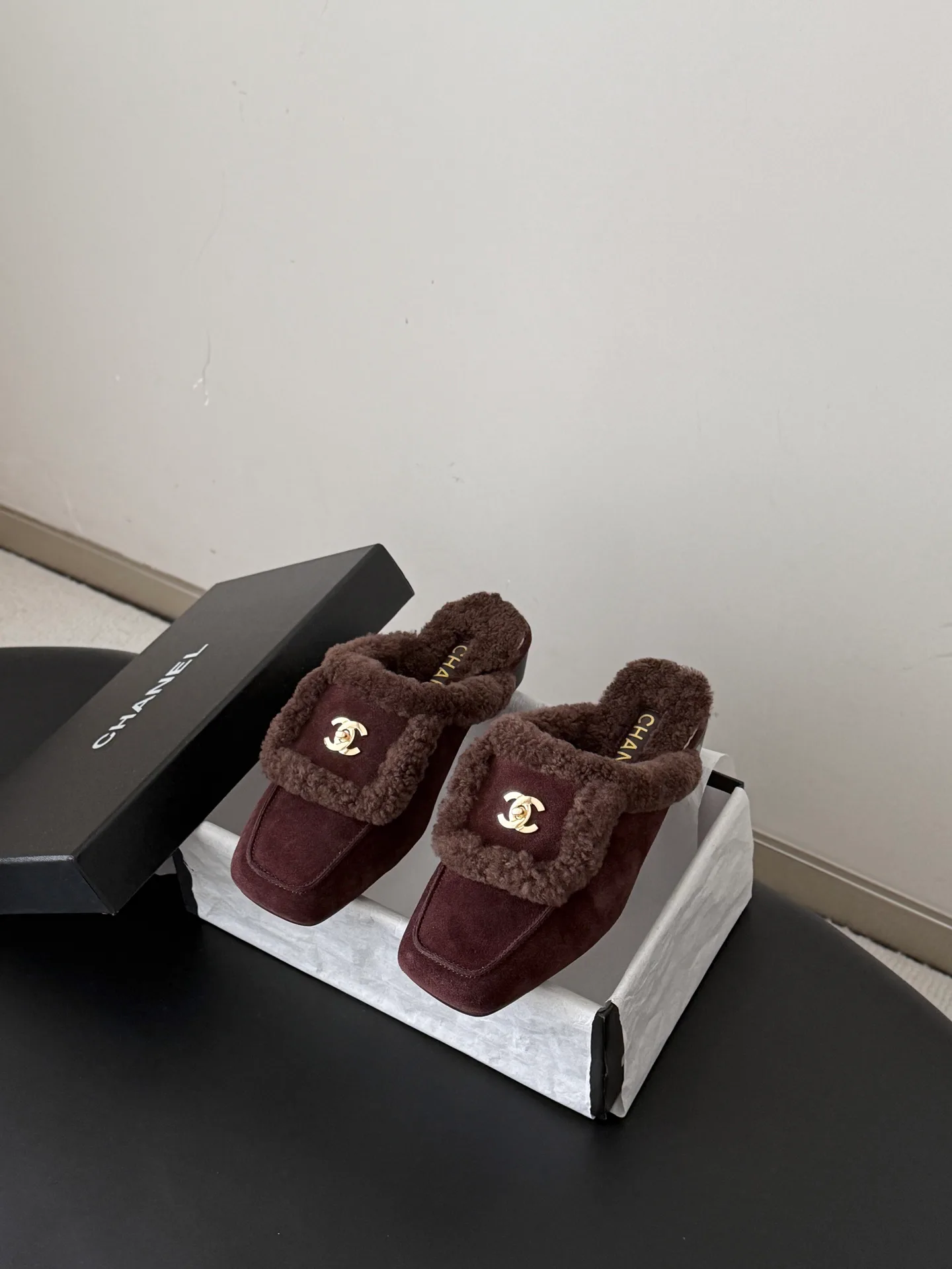 Women's Mules And Clogs CHANEL 18362222