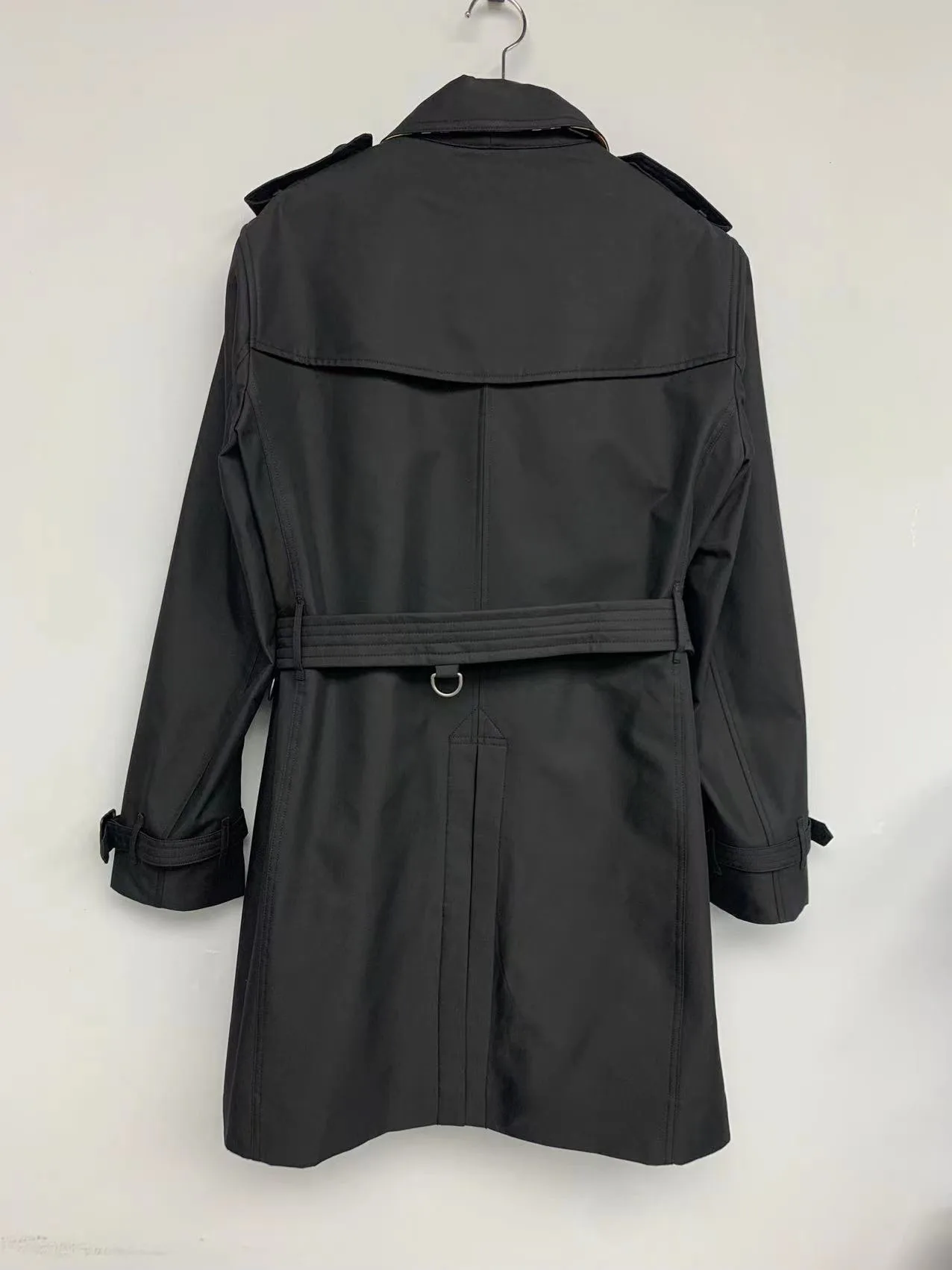 Women's Trench Coats BURBERRY 18145396