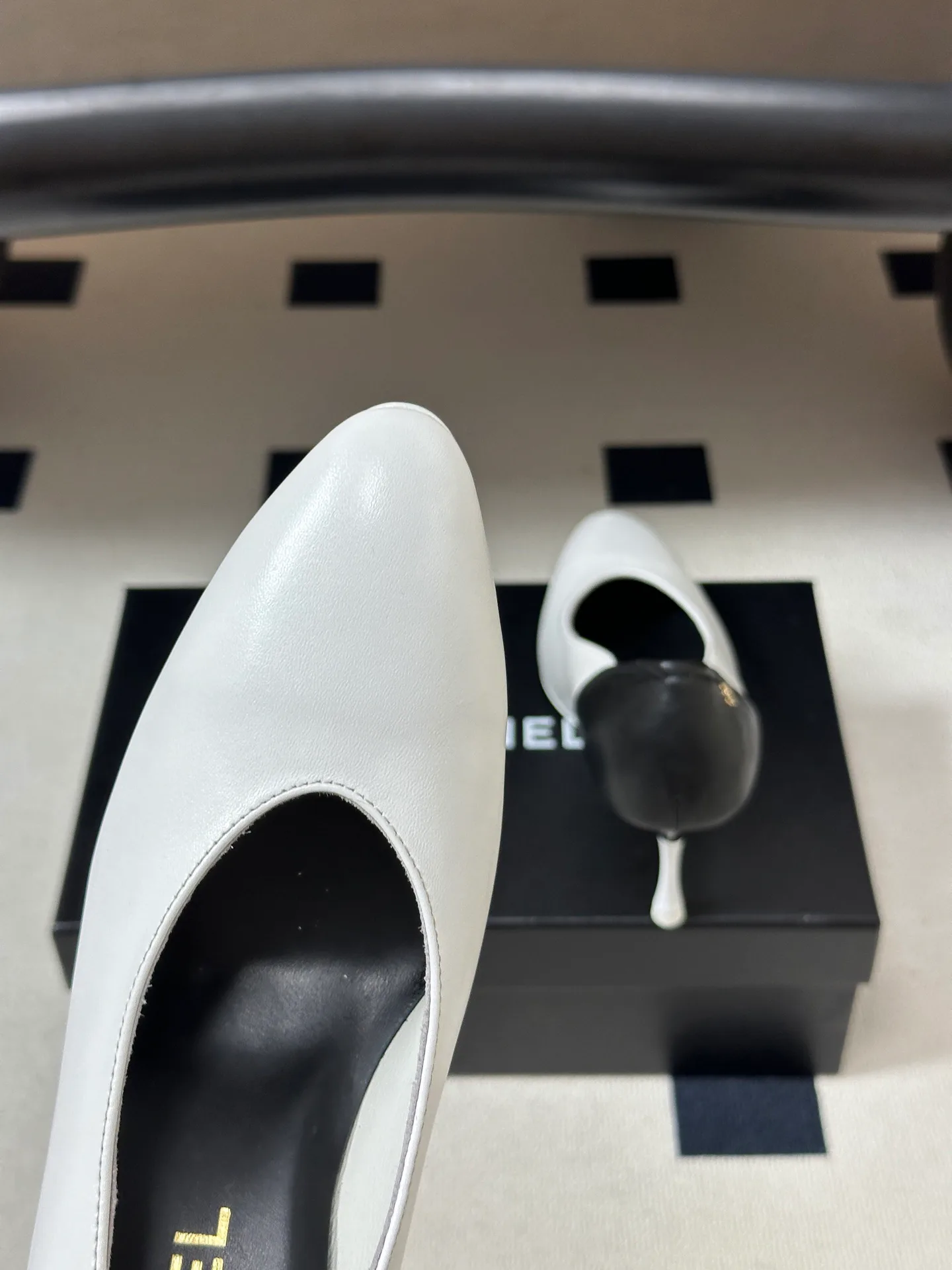 Women's Heels CHANEL 17809550