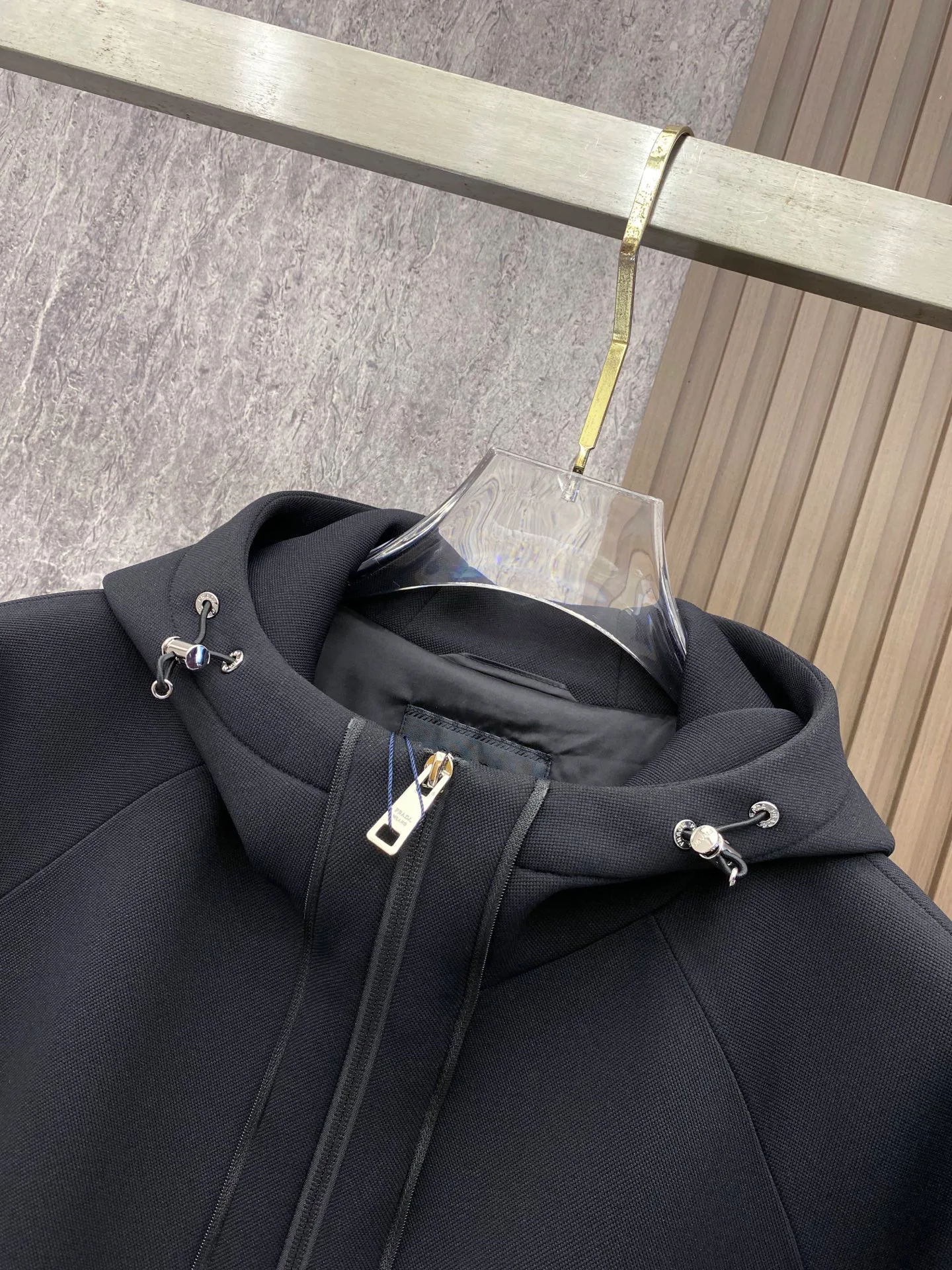 Куртки И Пуховики Мужские Prada 18596393