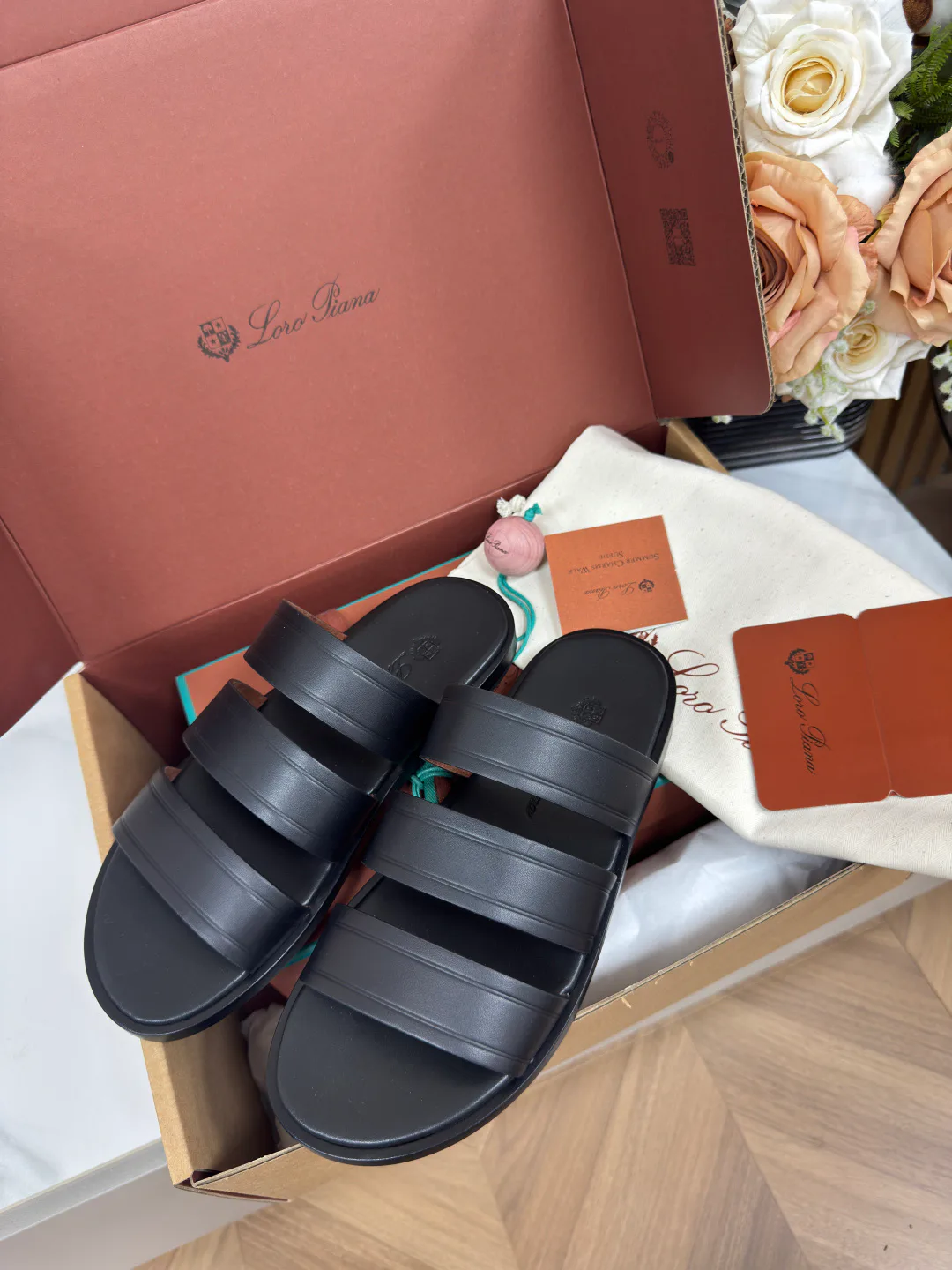 Men's Sandals LORO PIANA 18101585