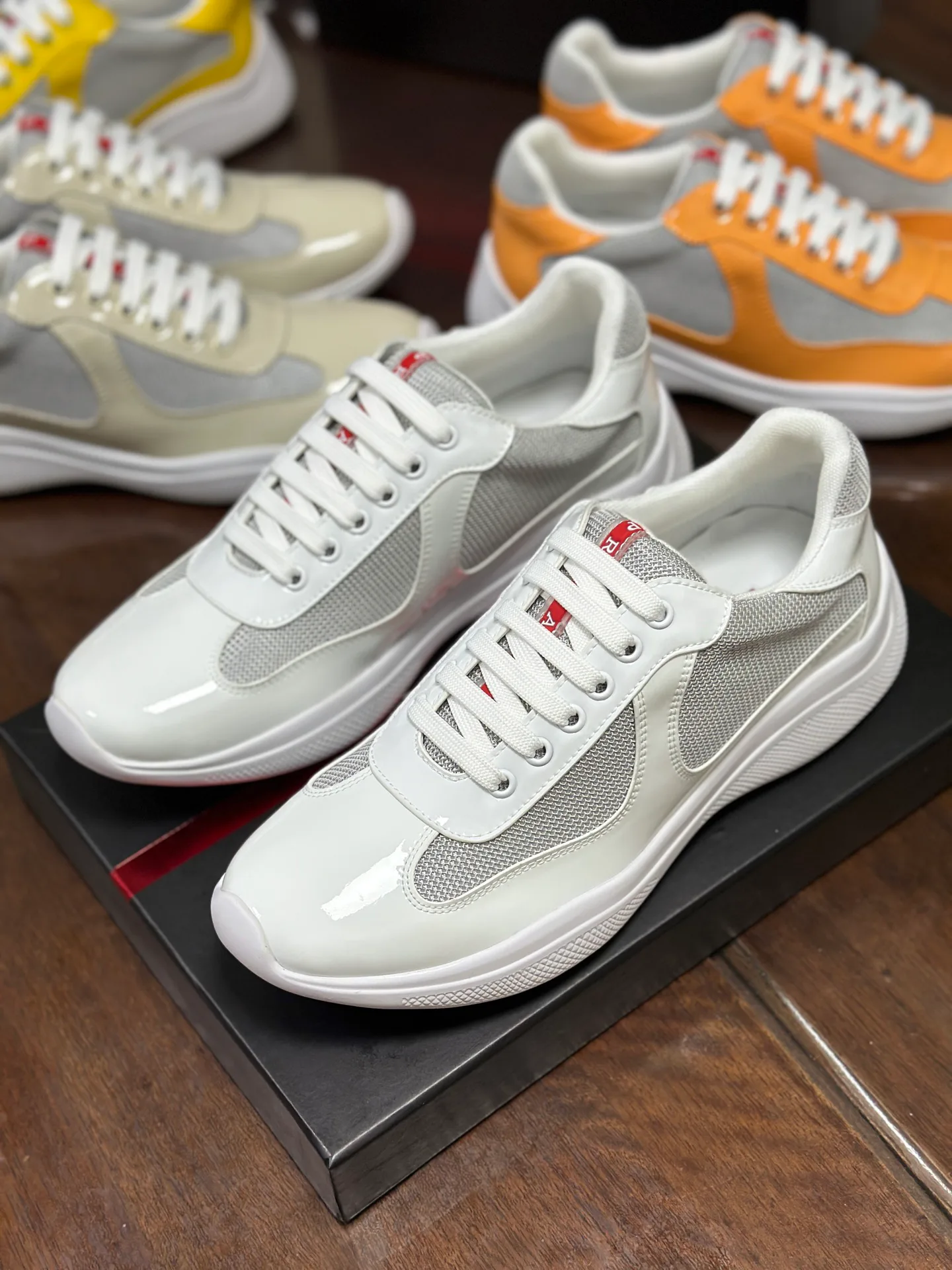 Women's Sneakers PRADA 18262251