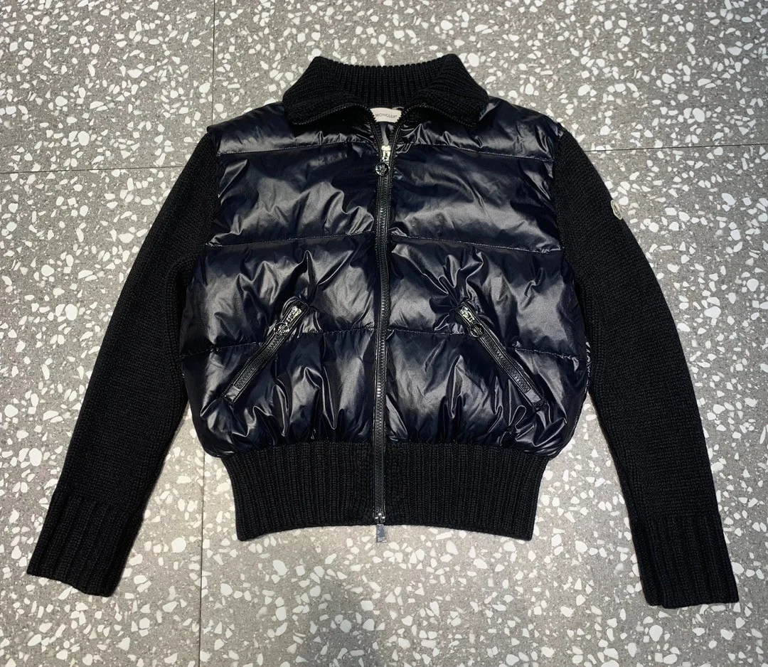 Women's Jackets And Down Jackets MONCLER 18129922