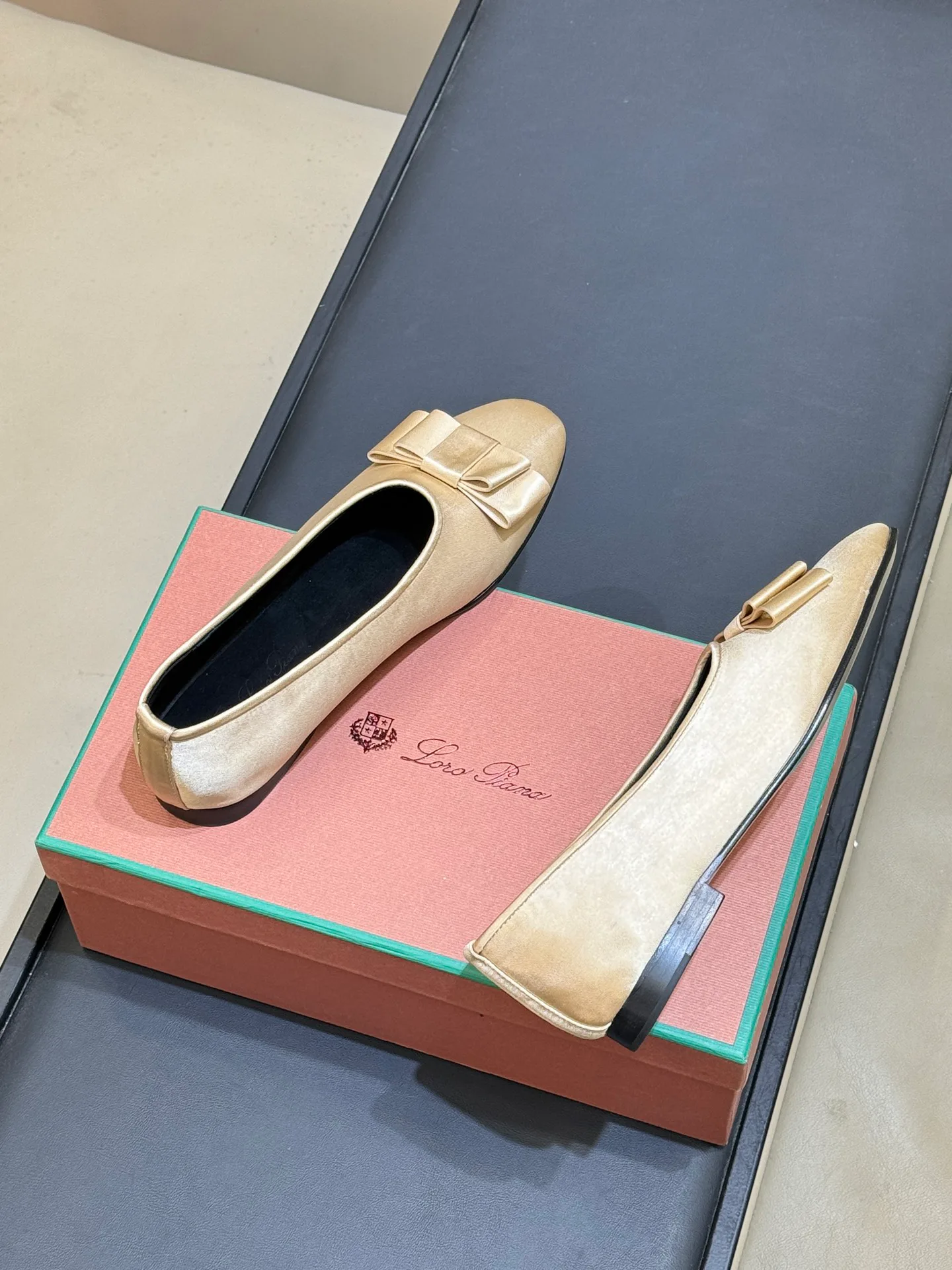 Women's Ballet Flats LORO PIANA 17915327