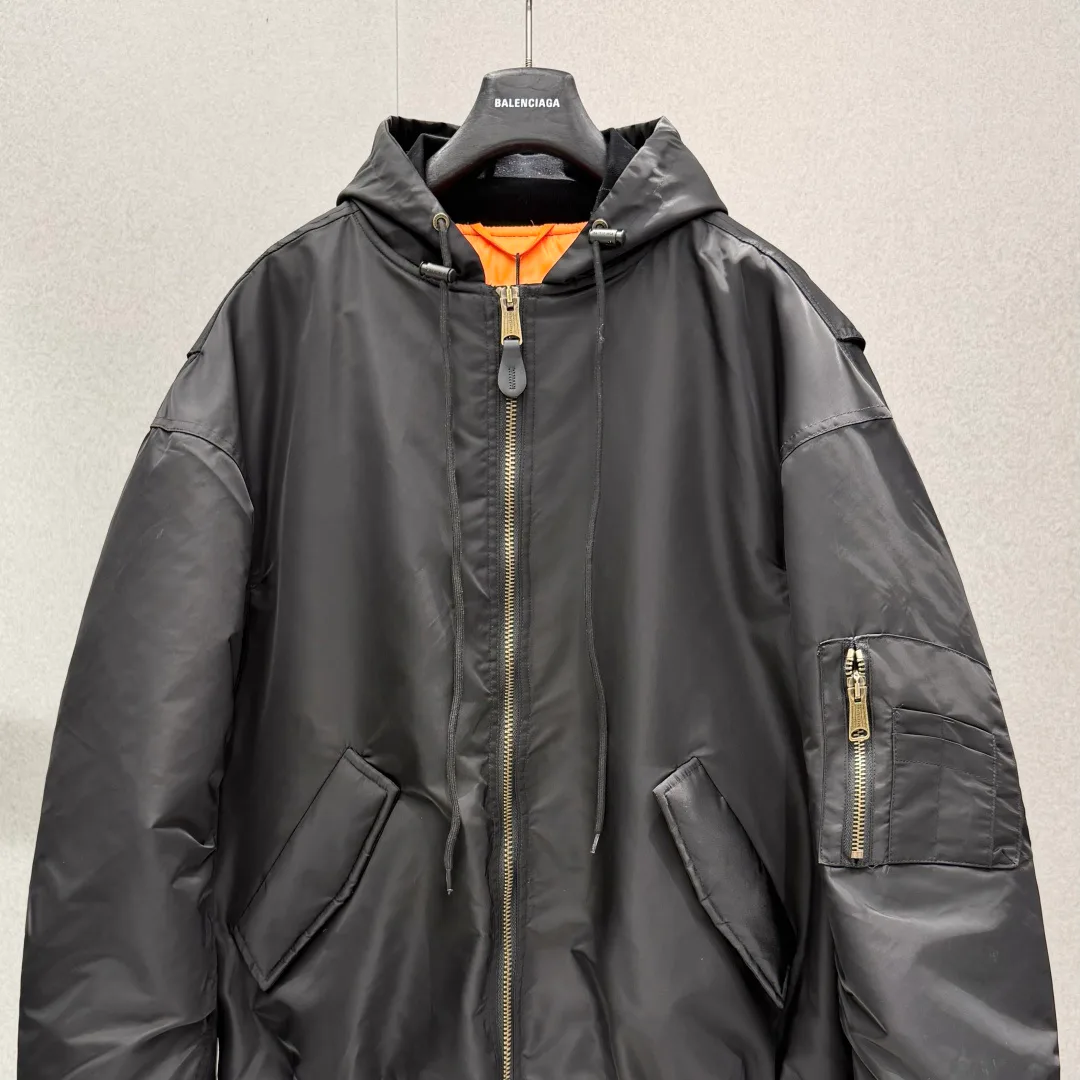 Куртки И Пуховики Мужские Balenciaga 18680318