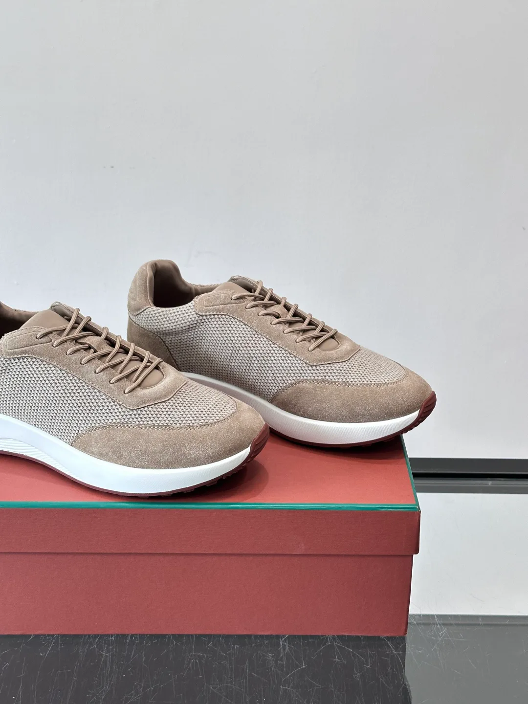 Men's Sneakers LORO PIANA 17730624