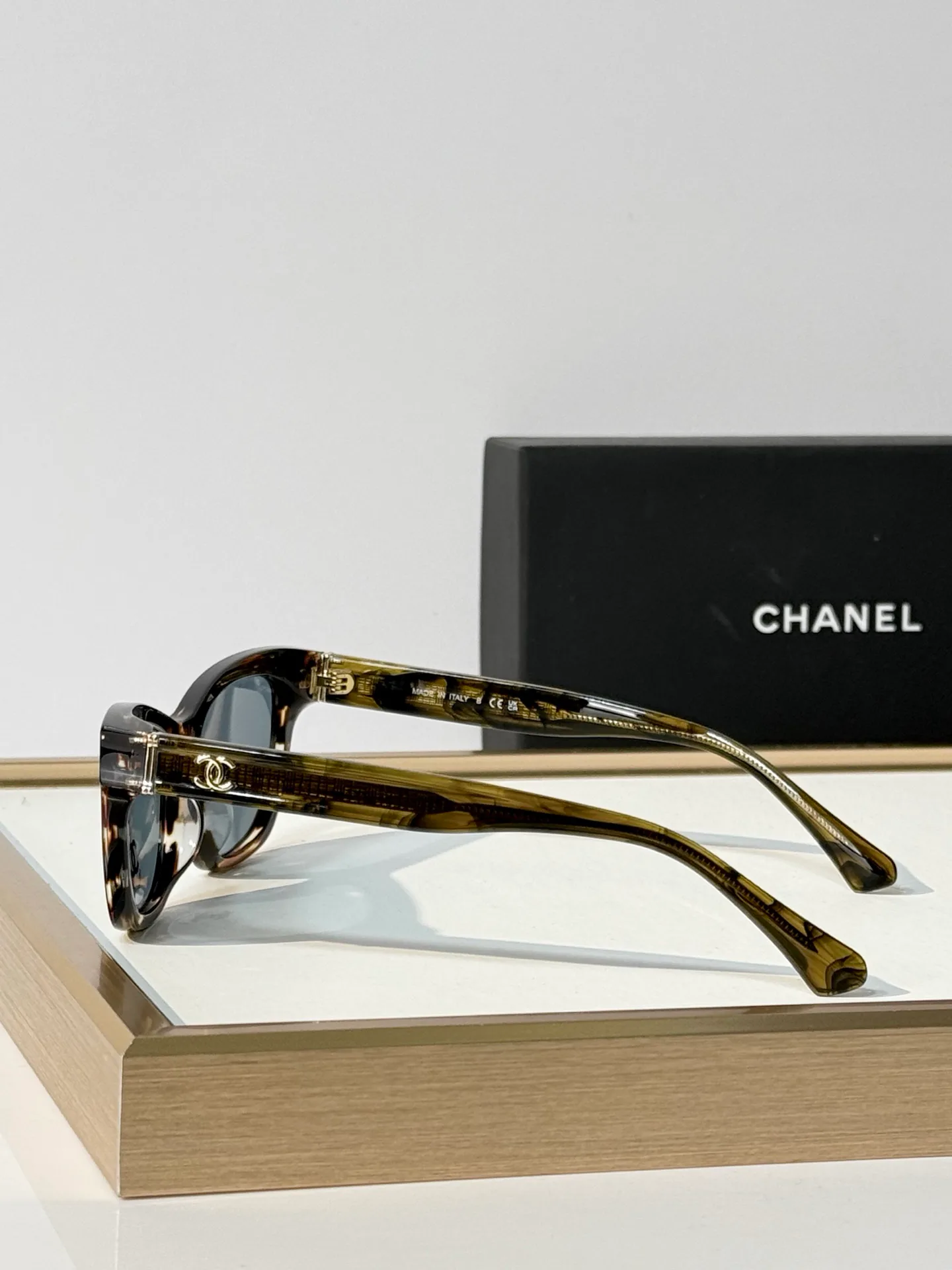 Glasses CHANEL 18404832