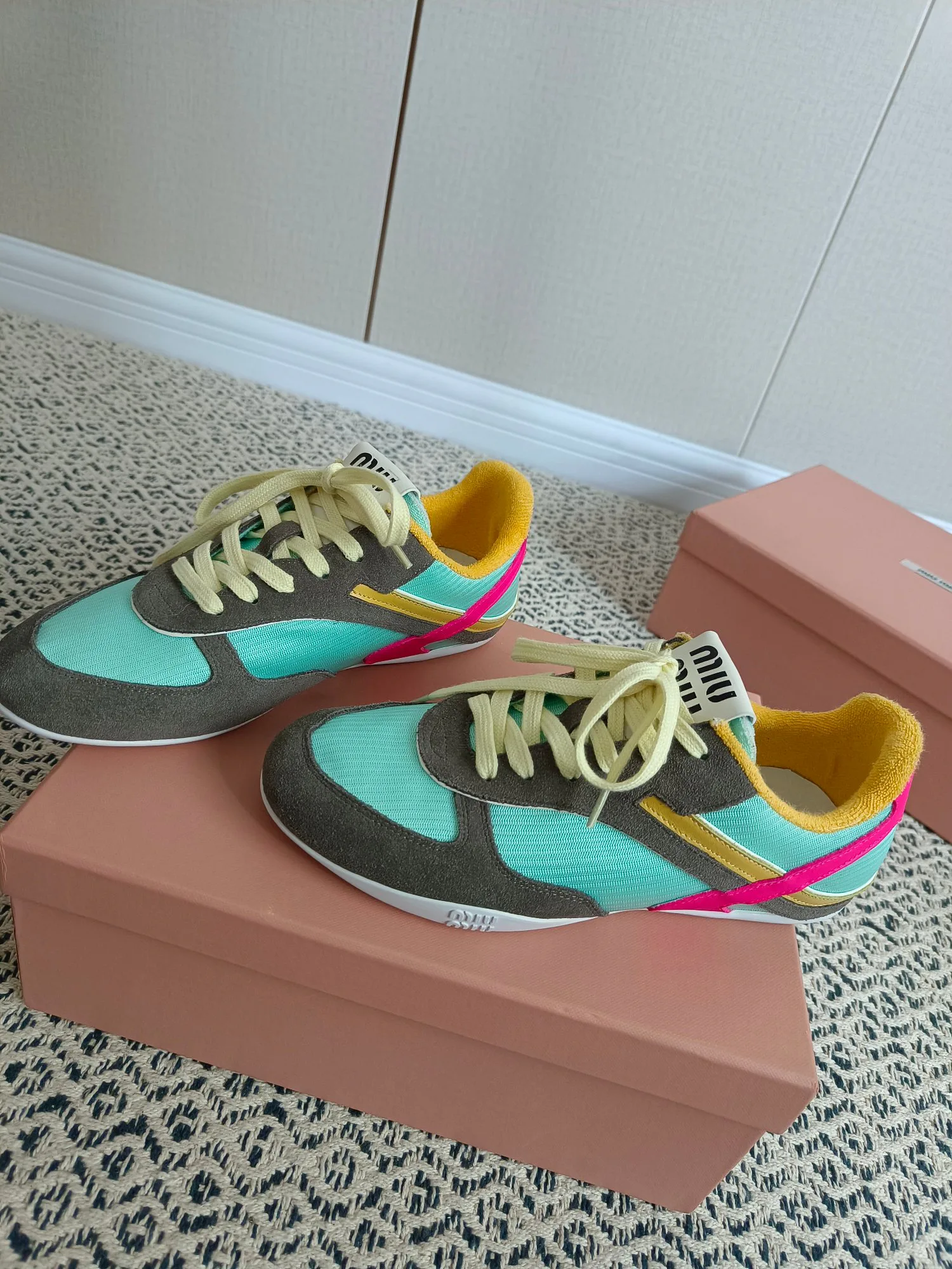 Women's Sneakers MIU MIU 18273942