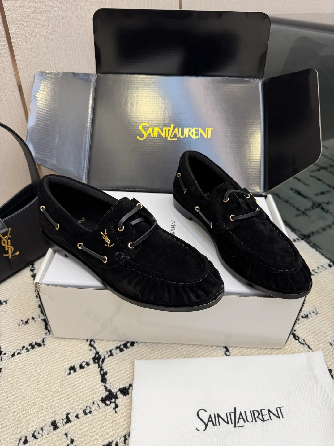 Women's Loafers And Moccasins SAINT LAURENT 18139453