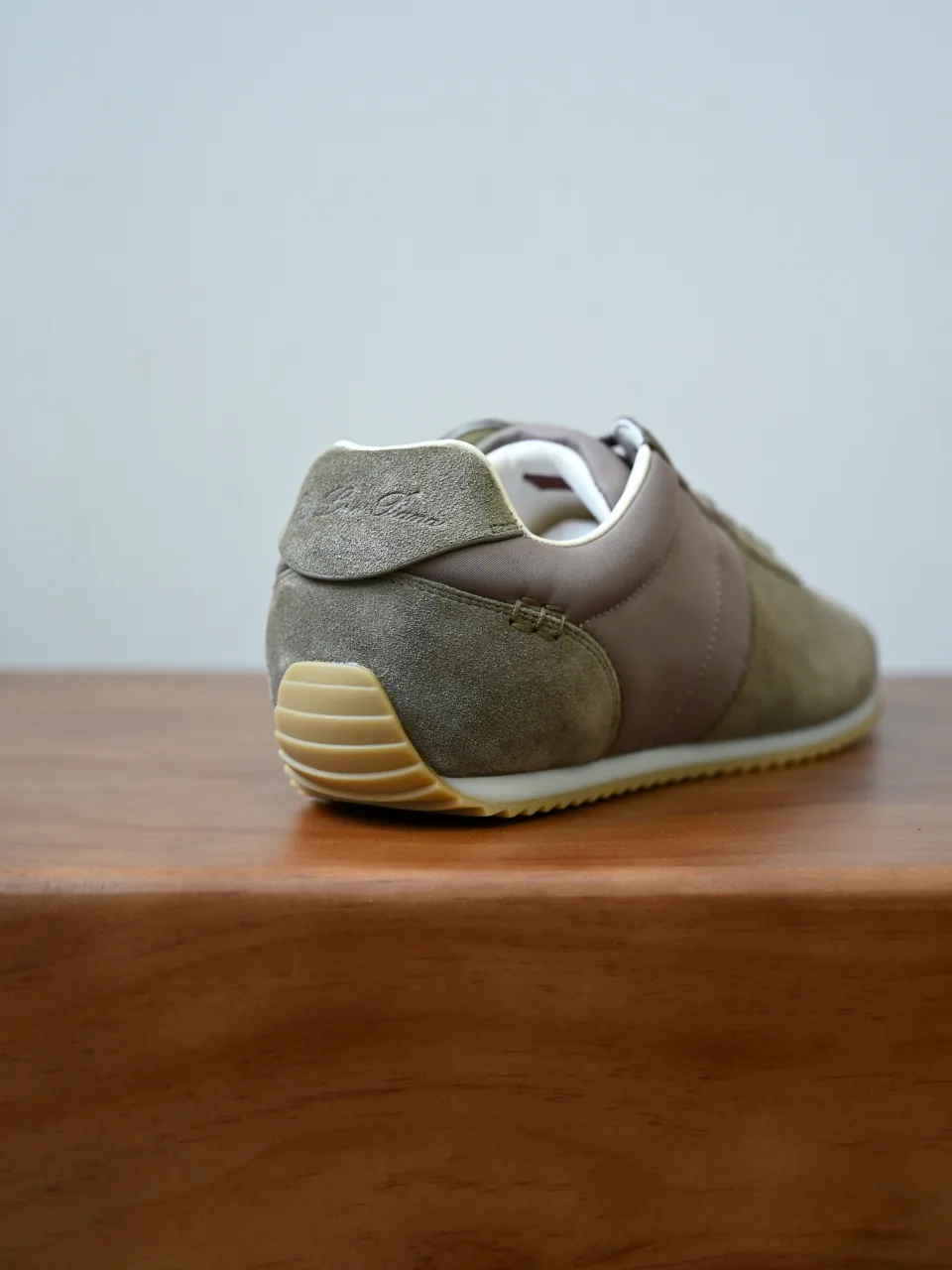 Men's Sneakers LORO PIANA 18382700