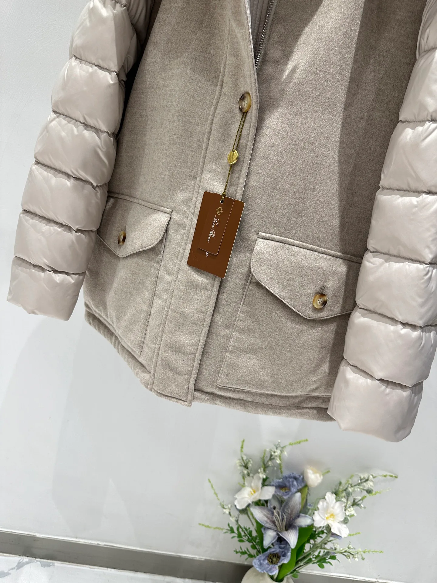 Women's Jackets And Down Jackets LORO PIANA 18082696