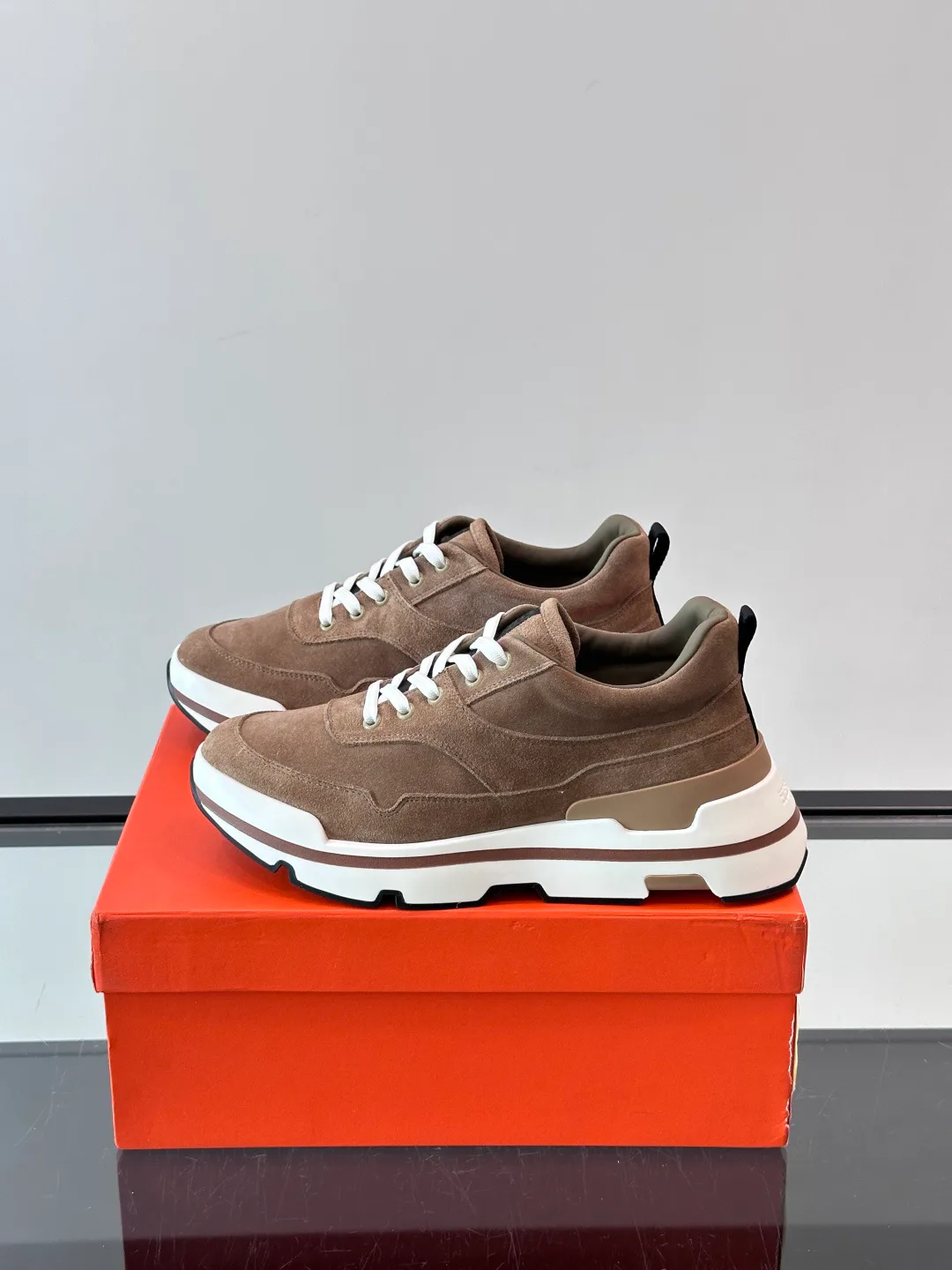 Men's Sneakers HERMES 18500616