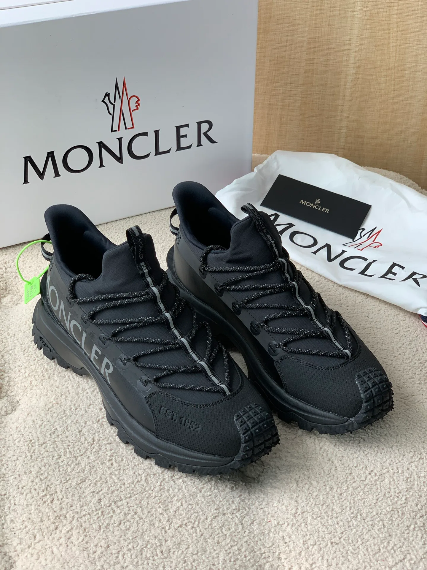 Women's Sneakers MONCLER 17760085