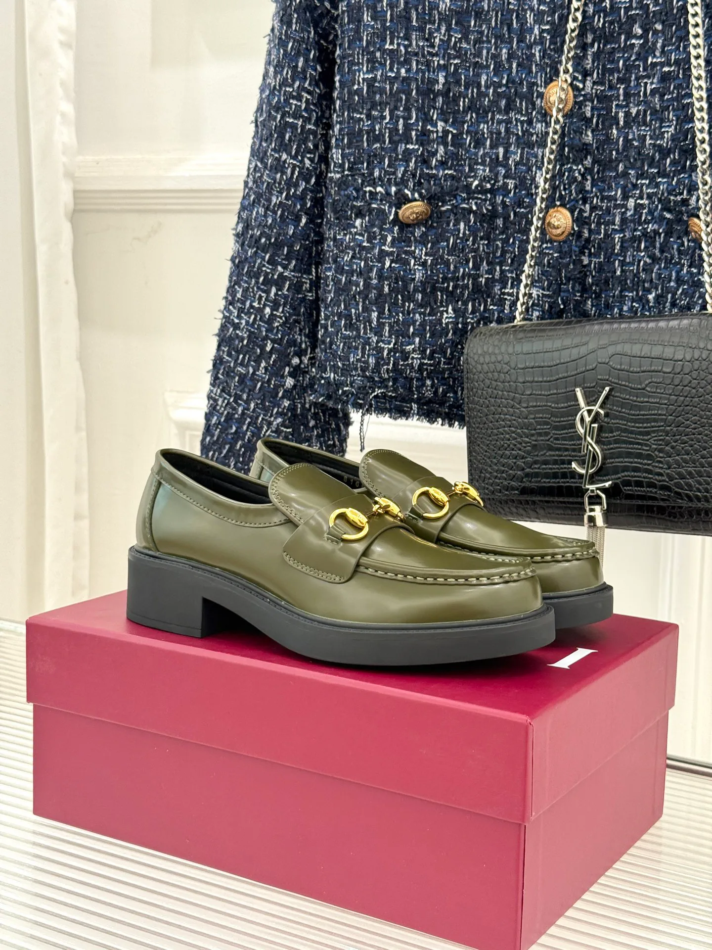 Women's Loafers And Moccasins GUCCI 18092026