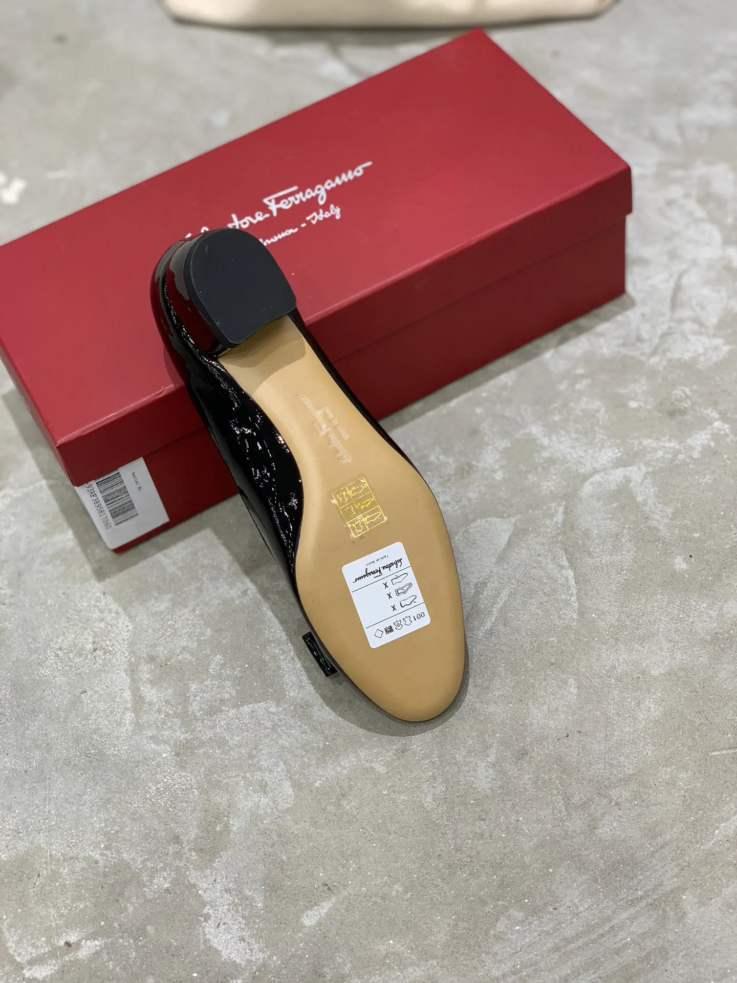 Women's Ballet Flats SALVATORE FERRAGAMO 18340689