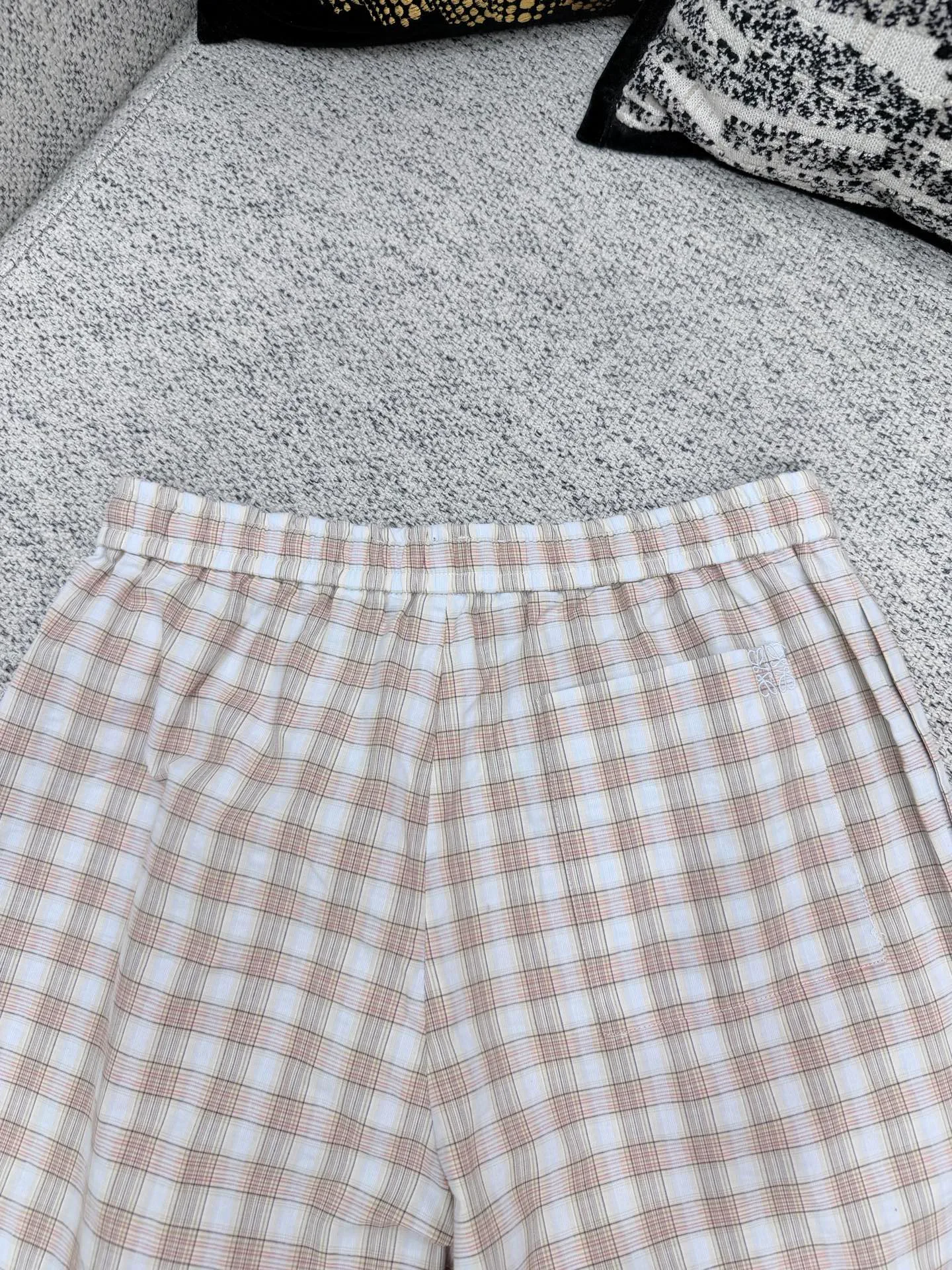 Men's Shorts LOEWE 18074068