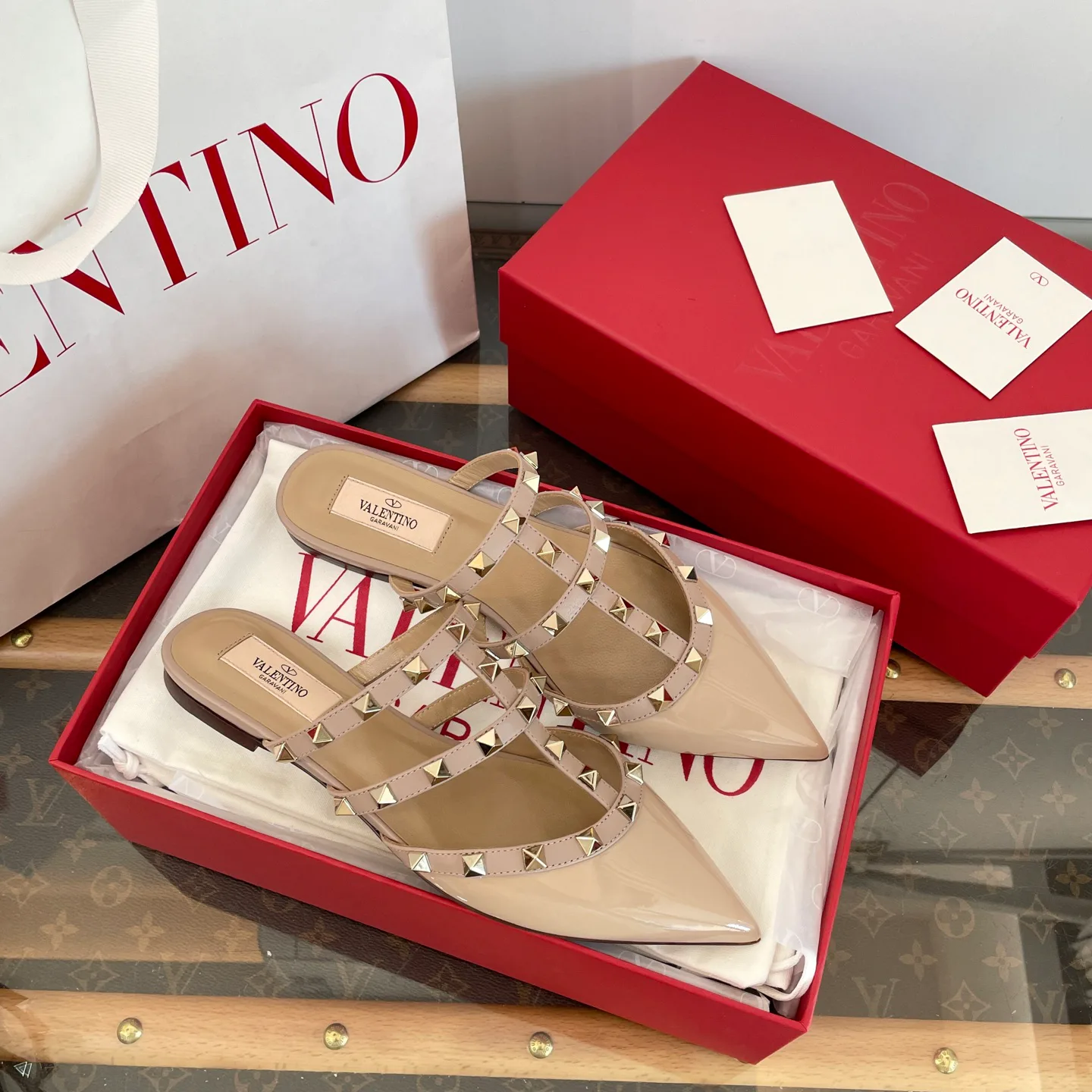 Women's Mules And Clogs VALENTINO 18133371